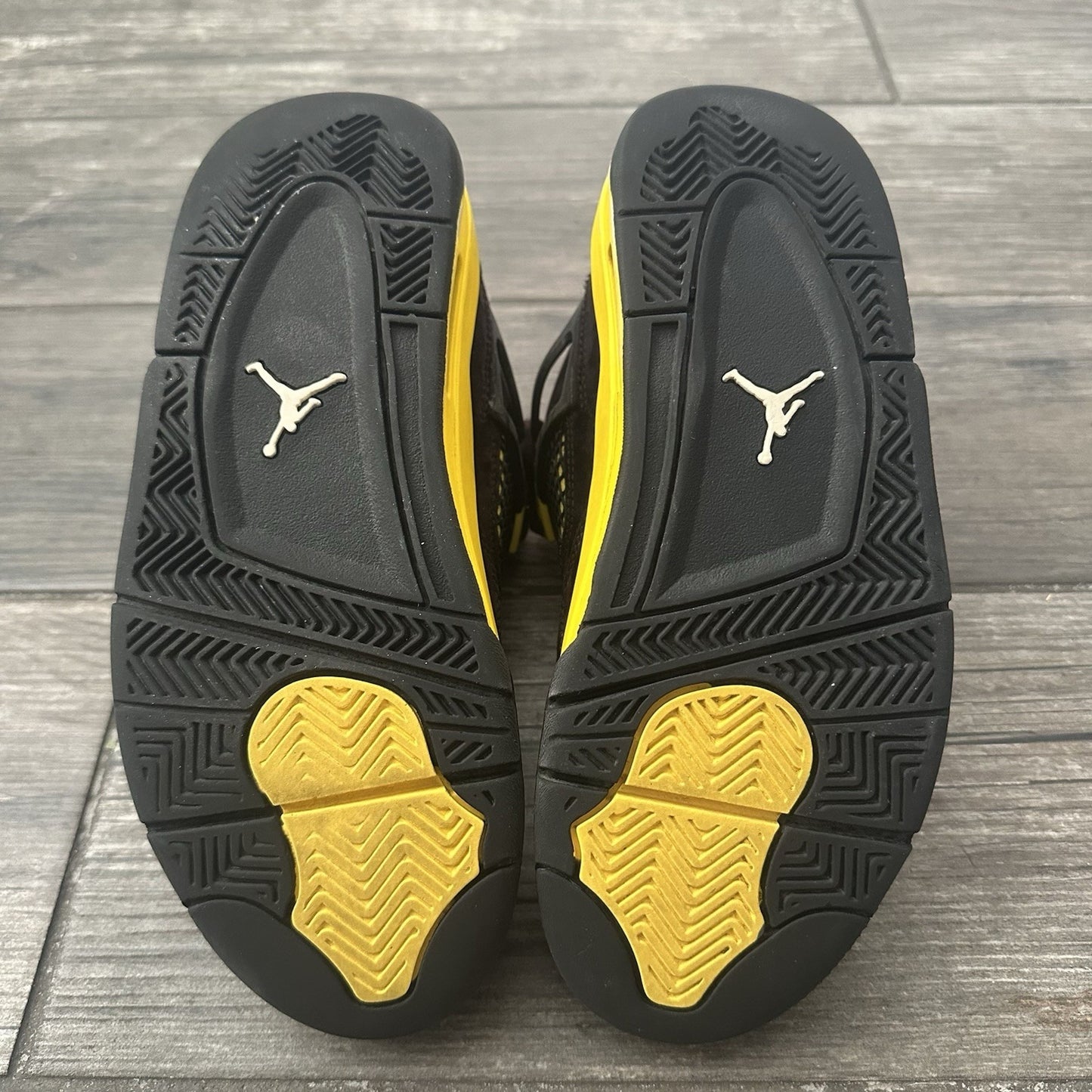 2023 AIR JORDAN 4 THUNDER BLACK YELLOW 408452-017 GS SZ 4.5Y NO BOX SNEAKERS
