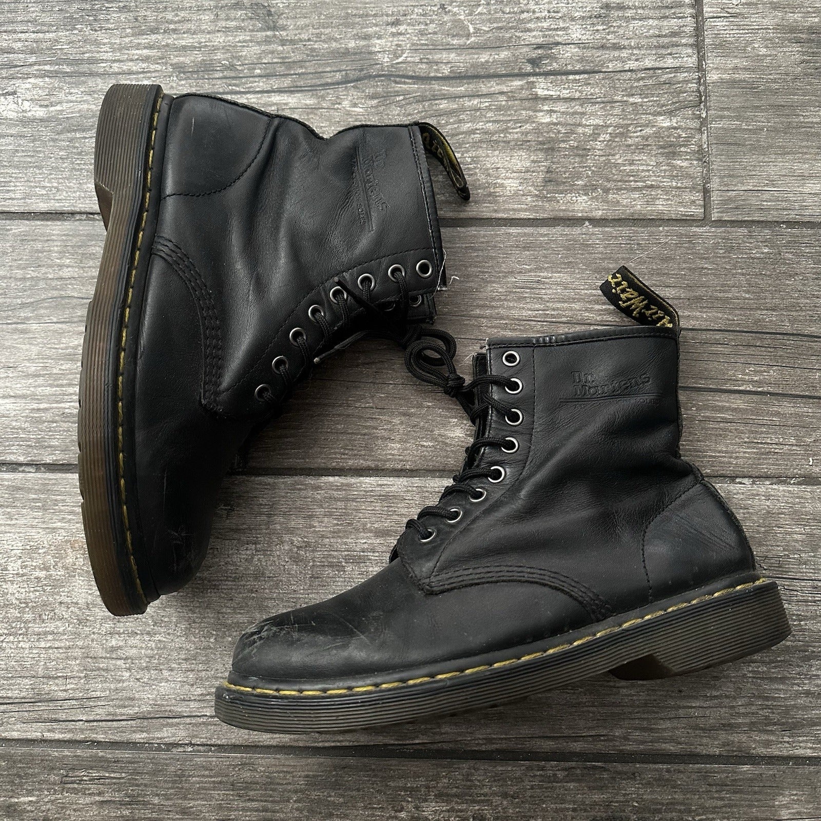 VTG DR MARTENS ORIGINAL BOOTS BLACK LEATHER DISTRESSED FITS SZ 8 NO BOX Yesterday's Fits Clothing Fashion Vintage Streetwear Fashion Item