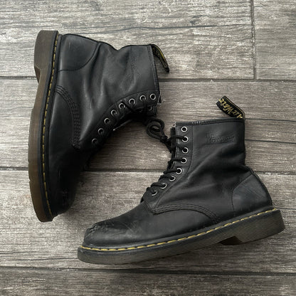 VTG DR MARTENS ORIGINAL BOOTS BLACK LEATHER DISTRESSED FITS SZ 8 NO BOX Yesterday's Fits Clothing Fashion Vintage Streetwear Fashion Item
