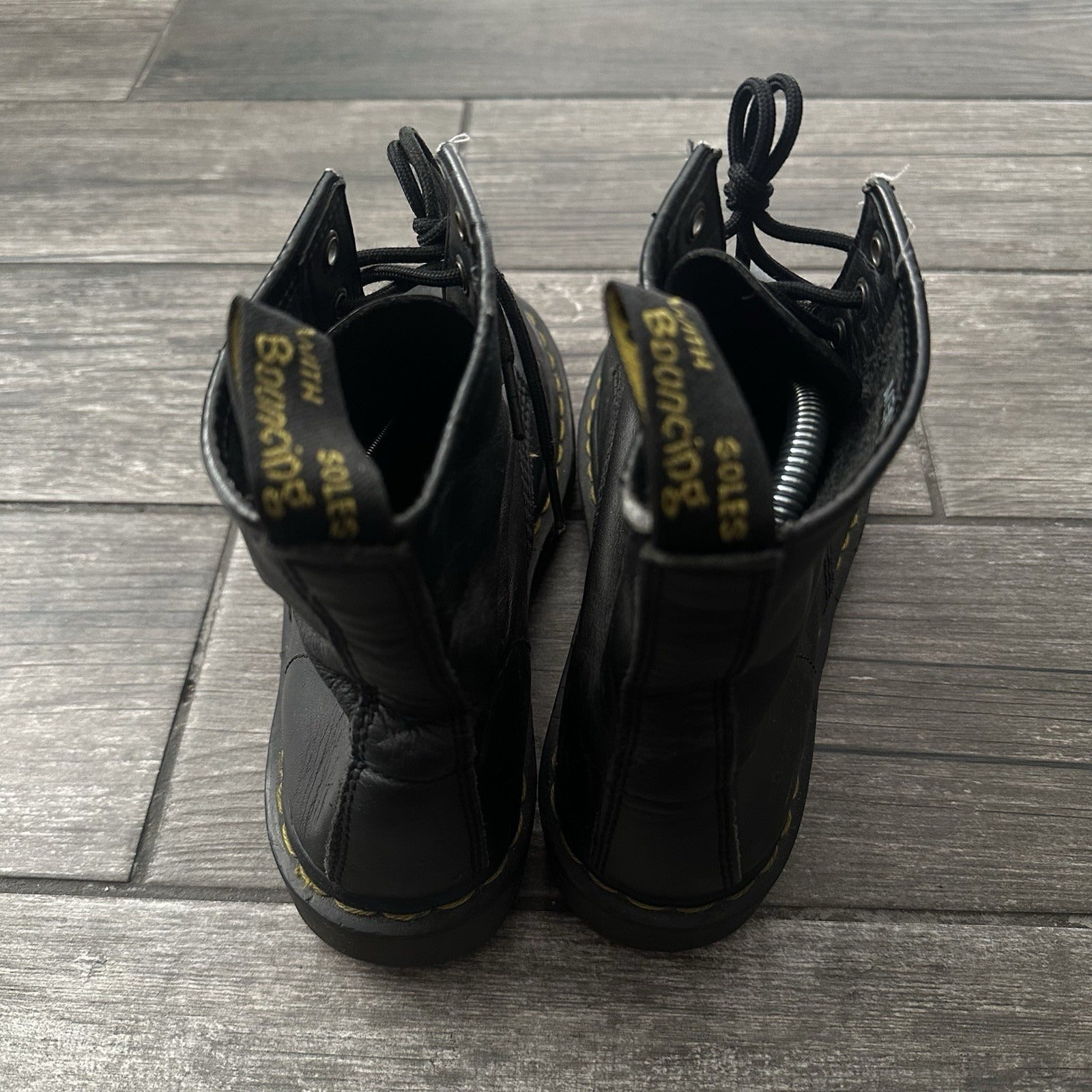 VTG DR MARTENS ORIGINAL BOOTS BLACK LEATHER DISTRESSED FITS SZ 8 NO BOX Yesterday's Fits Clothing Fashion Vintage Streetwear Fashion Item