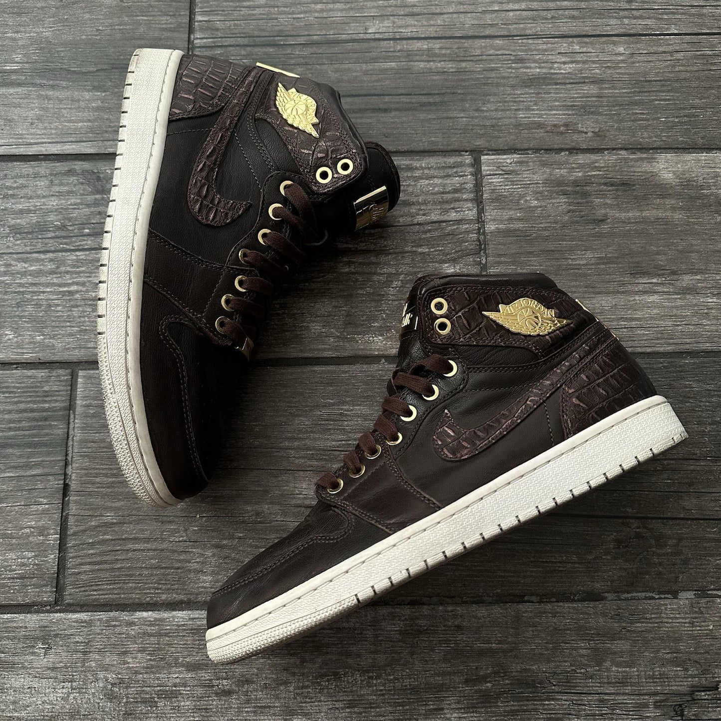 AIR JORDAN 1 HI RETRO PINNACLE BAROQUE BROWN 705050 205 NO BOX LEATHER SZ 10 S1 Yesterday's Fits Clothing Fashion Vintage Streetwear Fashion Item
