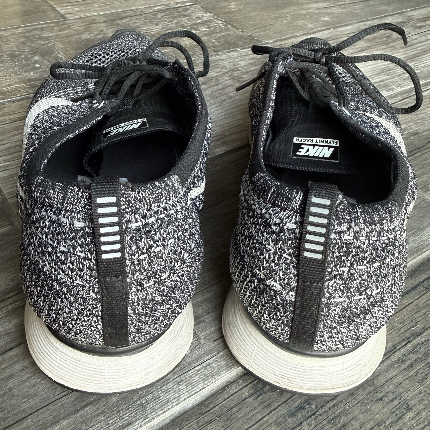 NIKE FLYKNIT RACER 2.0 OREO BLACK WHITE RUNNING SHOES MEN'S SZ 15 526628-101 Yesterday's Fits Clothing Fashion Vintage Streetwear Fashion Item