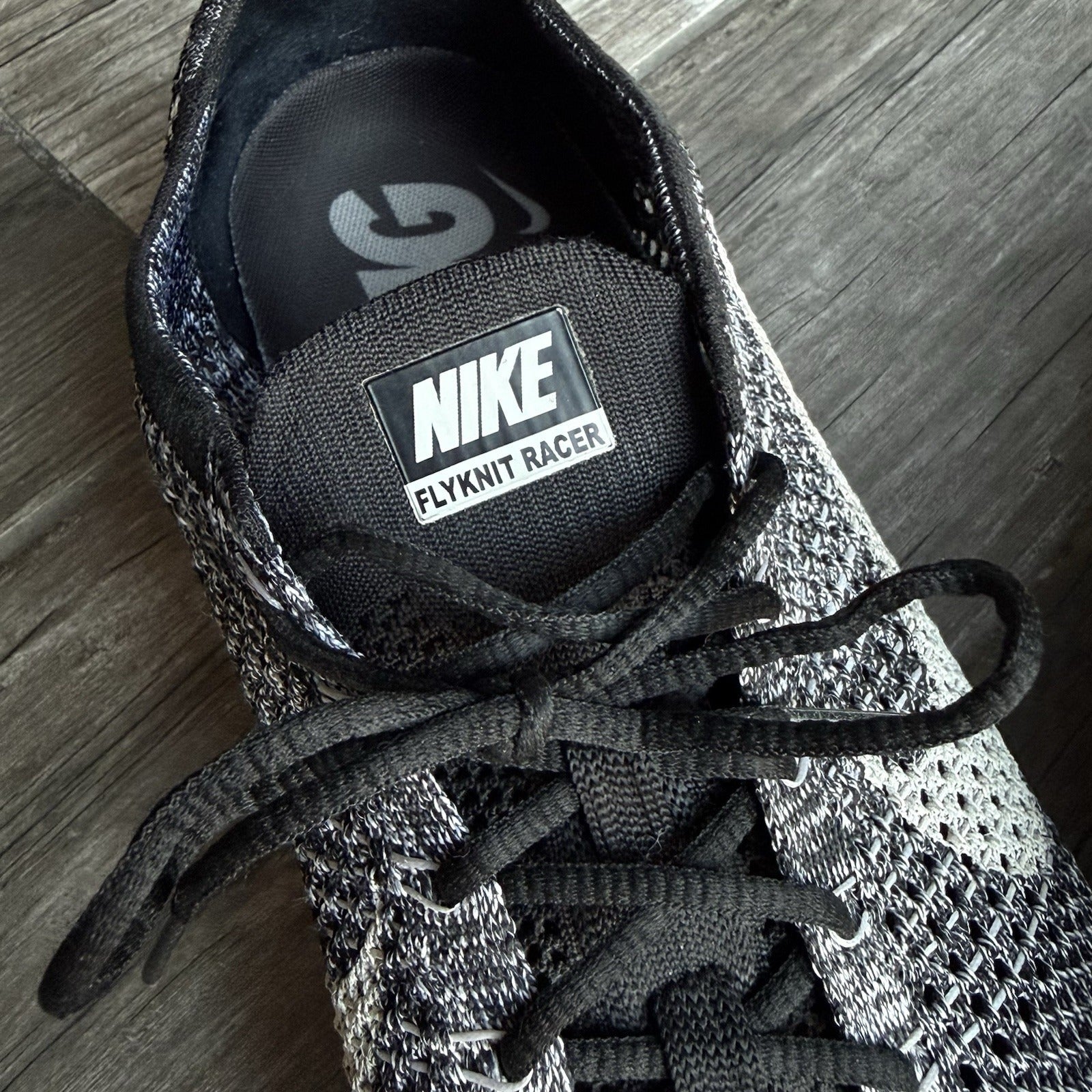 NIKE FLYKNIT RACER 2.0 OREO BLACK WHITE RUNNING SHOES MEN'S SZ 15 526628-101 Yesterday's Fits Clothing Fashion Vintage Streetwear Fashion Item