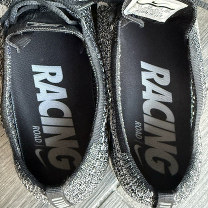 NIKE FLYKNIT RACER 2.0 OREO BLACK WHITE RUNNING SHOES MEN'S SZ 15 526628-101 Yesterday's Fits Clothing Fashion Vintage Streetwear Fashion Item