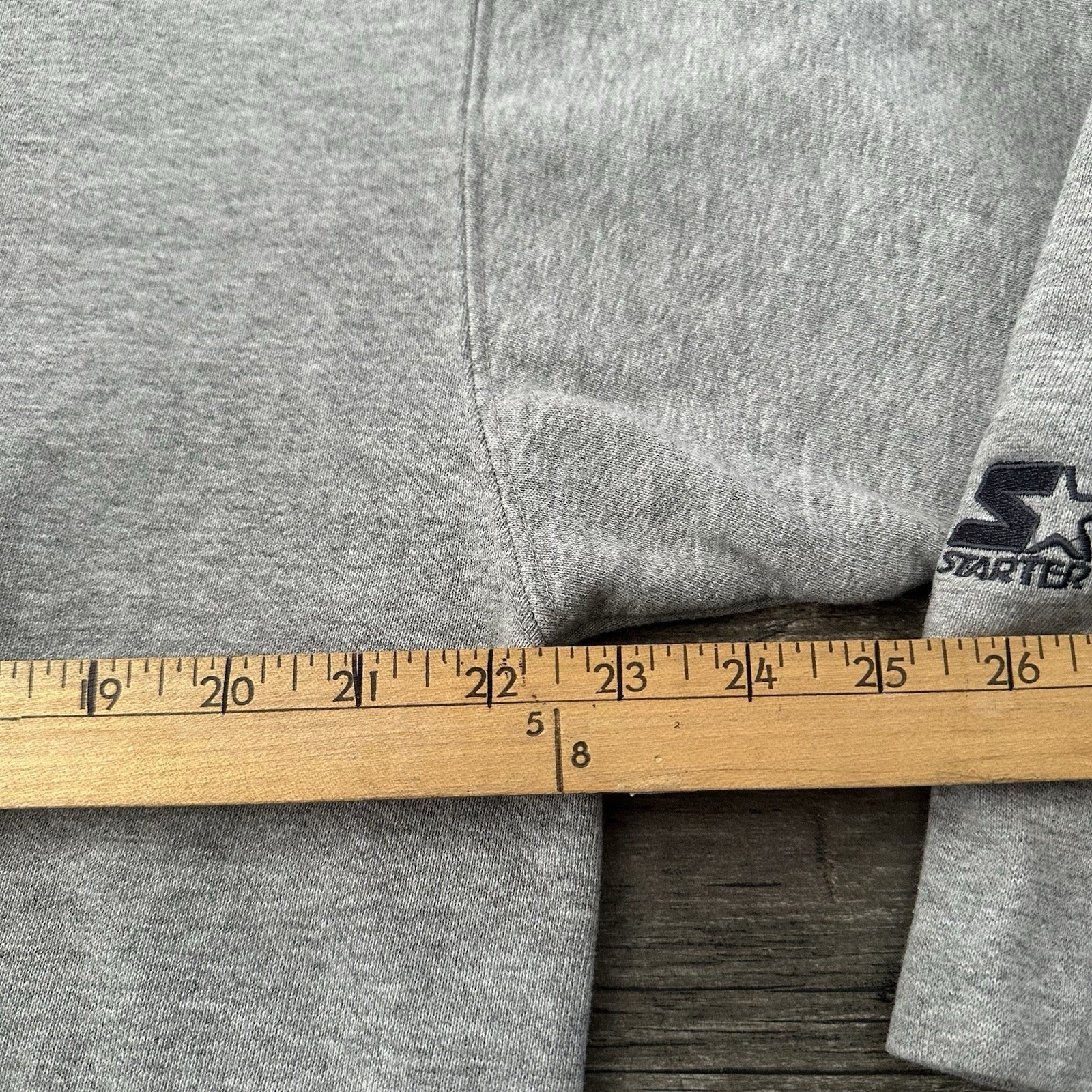VTG 1996 STARTER CHICAGO BULLS GRAY SWEATSHIRT NBA BASKETBALL FITS M GREATEST Yesterday's Fits Clothing Fashion Vintage Streetwear Fashion Item