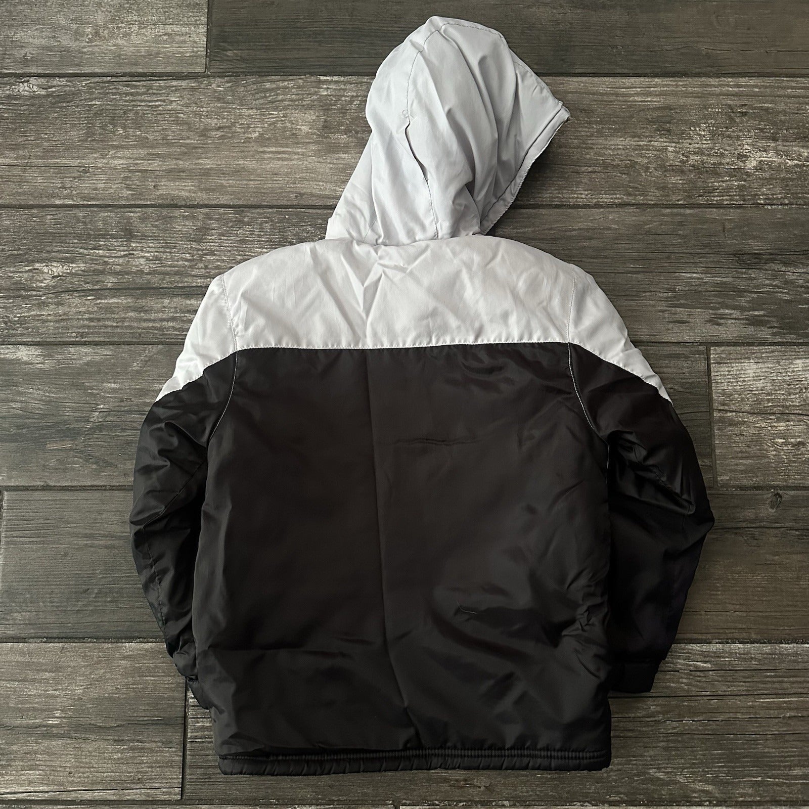 VTG Y2K NIKE FULL ZIP WINTER PUFFER JACKET COAT HOODED SZ YOUTH 7 BLACK GREY Yesterday's Fits Clothing Fashion Vintage Streetwear Fashion Item