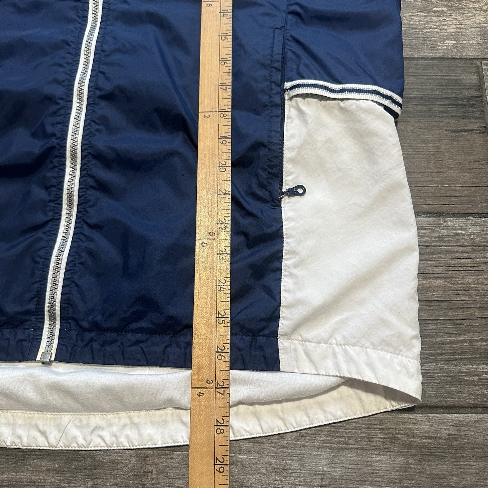 Y2K NIKE BLUE WHITE WINDBREAKER JACKET WOMEN'S SZ M SILVER TAG OVERSIZED Yesterday's Fits Clothing Fashion Vintage Streetwear Fashion Item