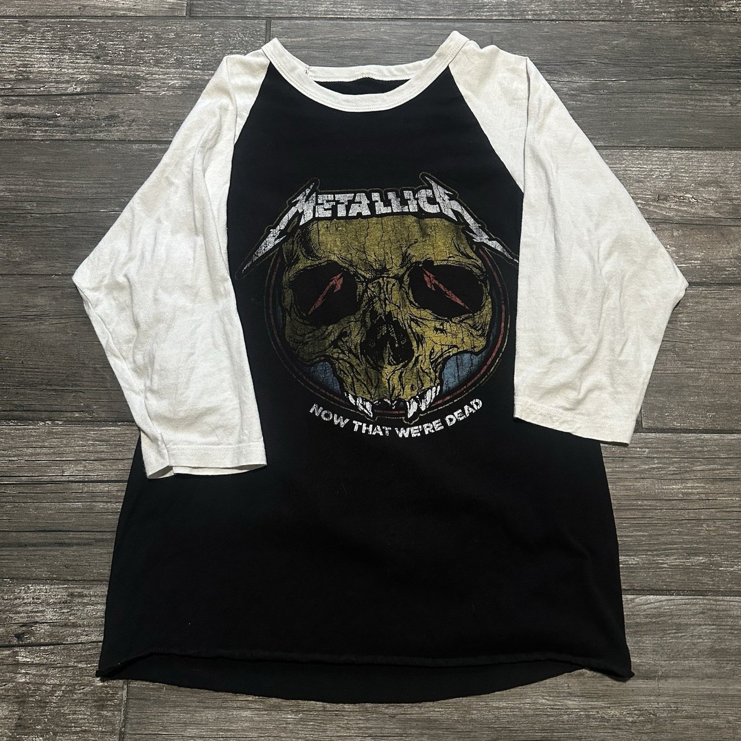 2018 METALLICA WORLD WIRED TOUR RAGLAN T-SHIRT NOW THAT WE'RE DEAD SZ M BLACK Yesterday's Fits Clothing Fashion Vintage Streetwear Fashion Item
