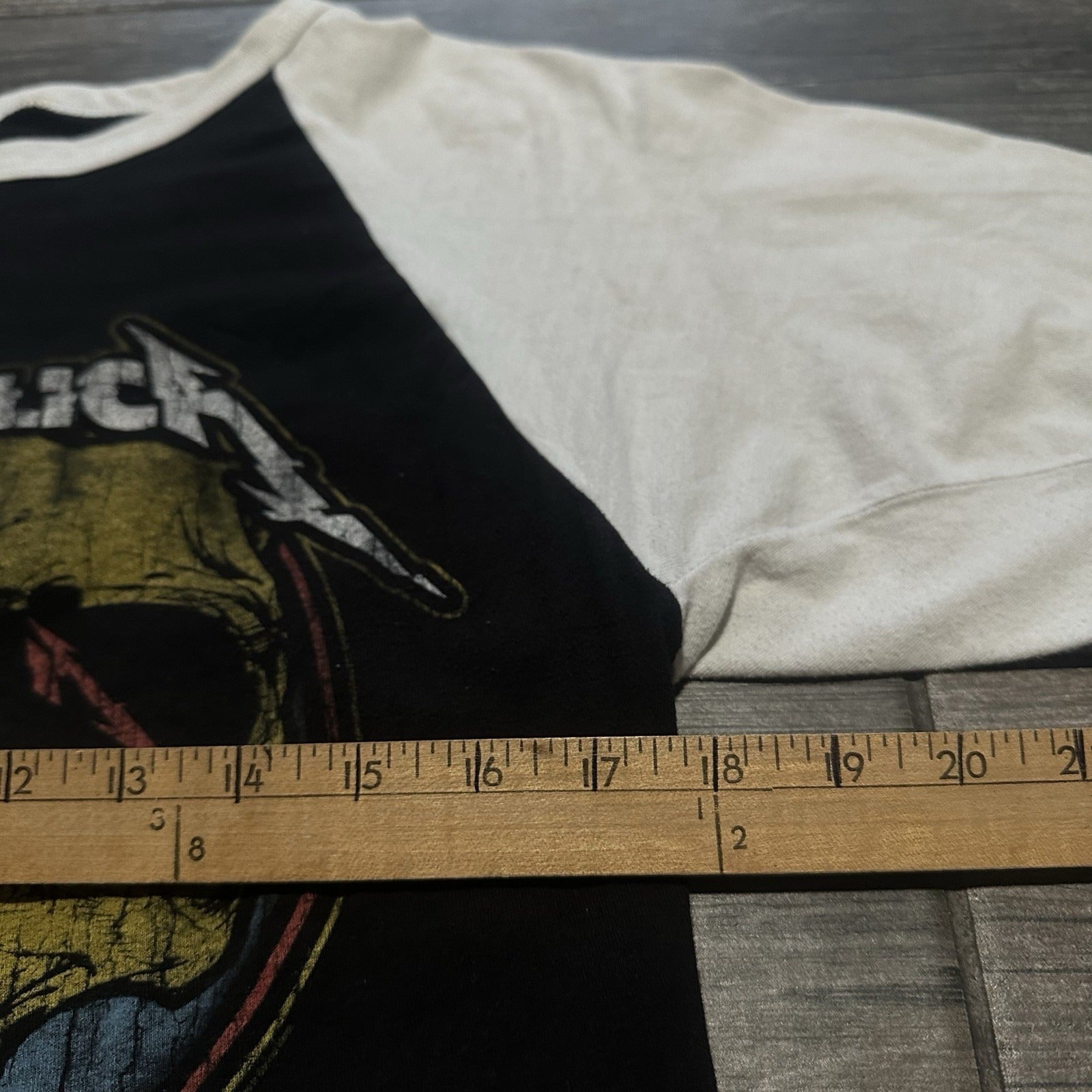 2018 METALLICA WORLD WIRED TOUR RAGLAN T-SHIRT NOW THAT WE'RE DEAD SZ M BLACK Yesterday's Fits Clothing Fashion Vintage Streetwear Fashion Item