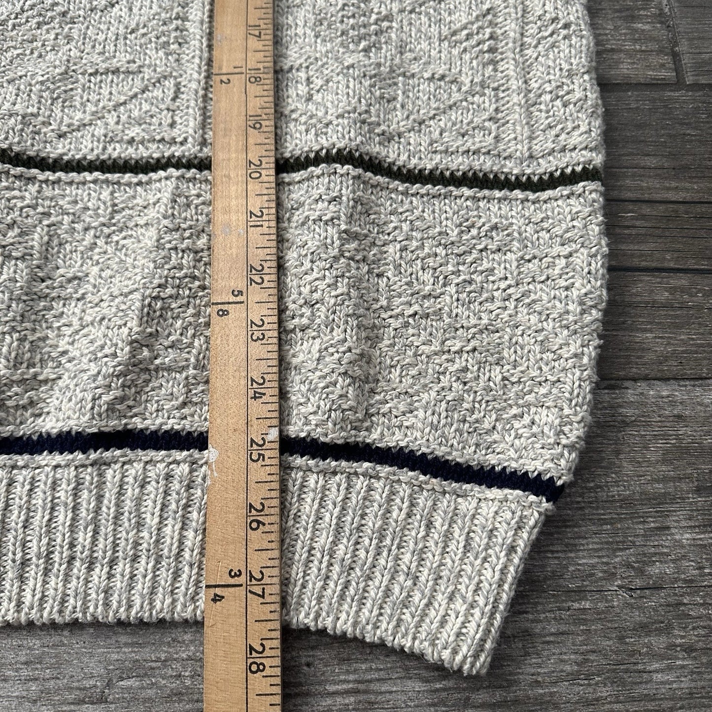 VTG AUTHENTIC ISSUE KNIT TEXTURED SWEATER GREY STRIPE USA MADE SZ L