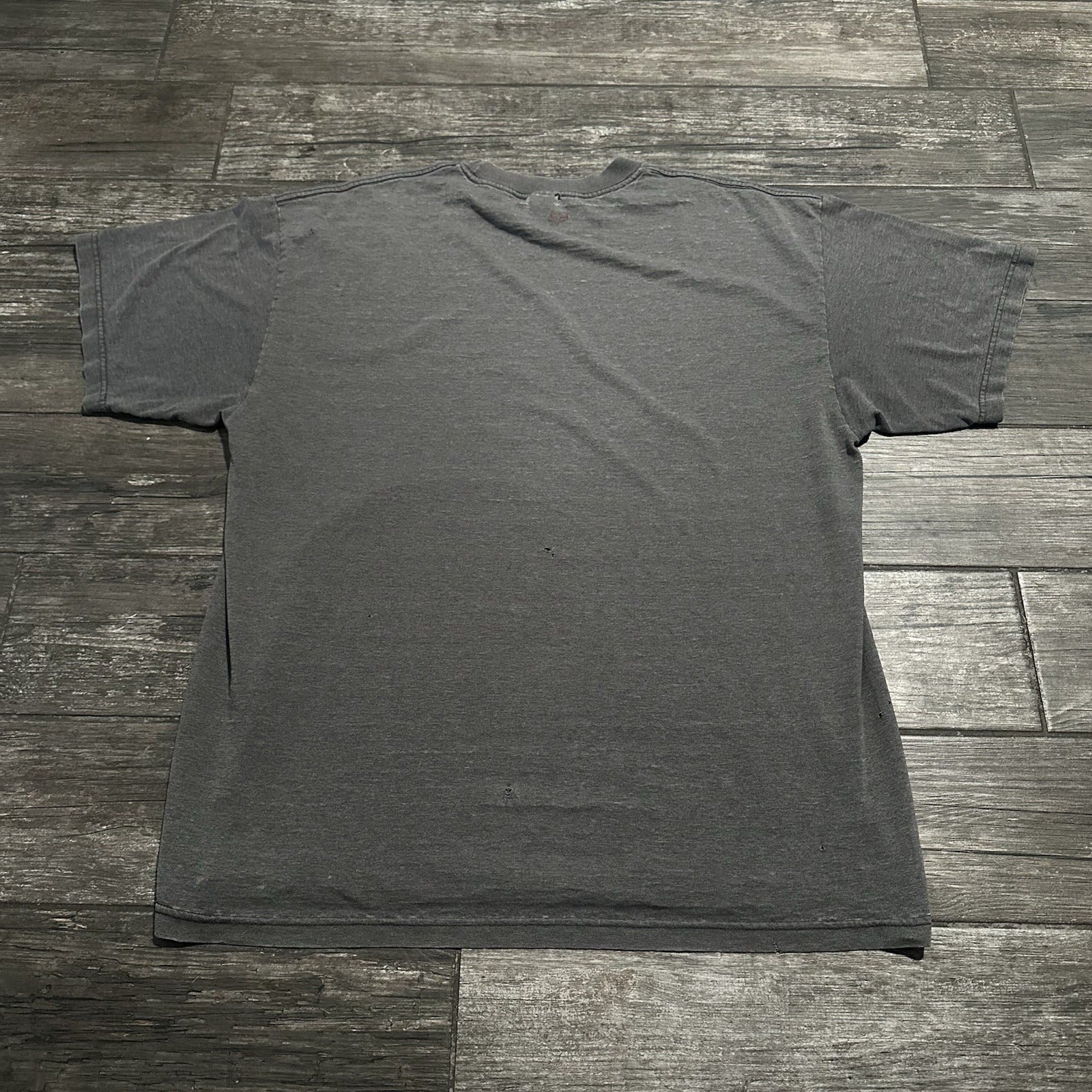 VTG FOX MOTORSPORTS GREY FADED DISTRESSED FLAMES LOGO T-SHIRT BAGGY FADE Yesterday's Fits Clothing Fashion Vintage Streetwear Fashion Item
