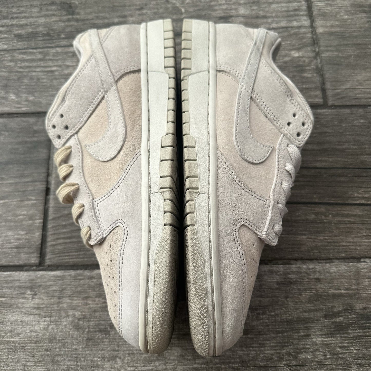 NIKE DUNK LOW PREMIUM LOW VAST GREY WMNS SZ 8.5 DD8338-001 SNEAKERS Yesterday's Fits Clothing Fashion Vintage Streetwear Fashion Item