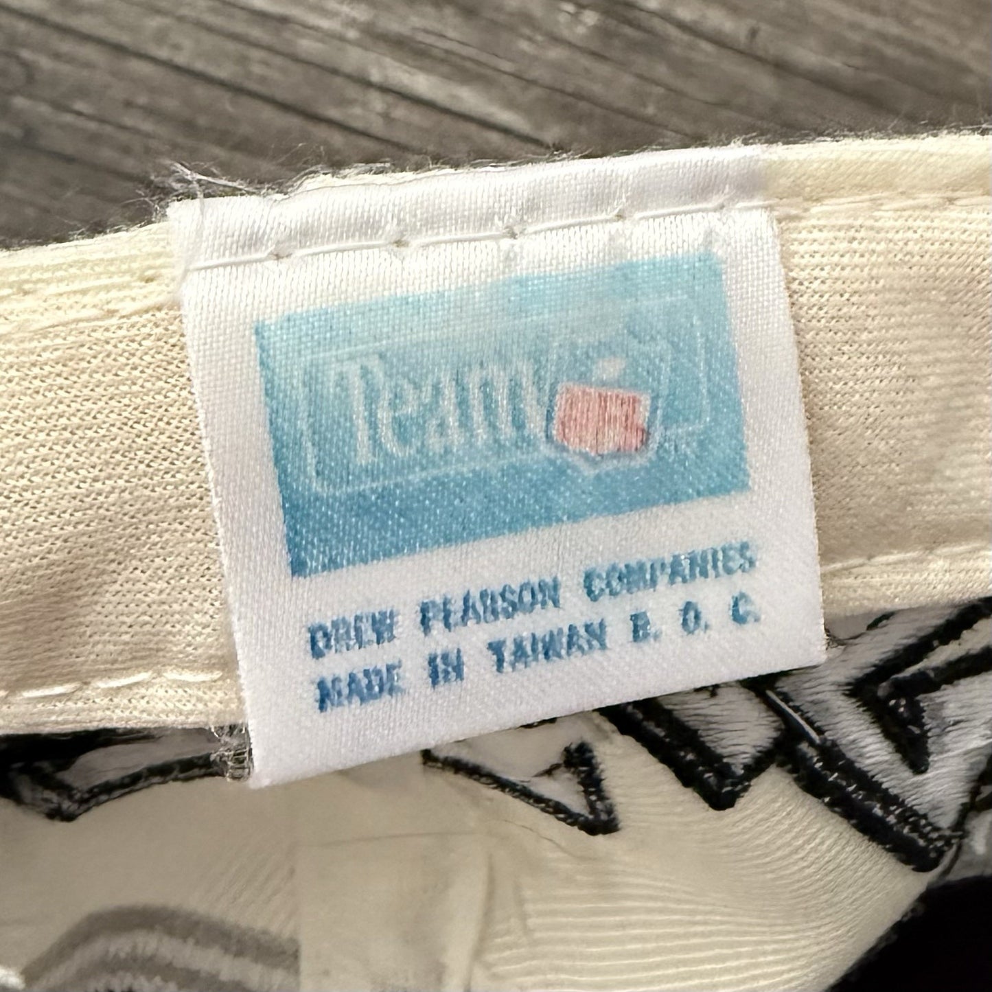 VTG DREW PEARSON RAIDERS JAGGED BOLT BLACK WHITE SILVER SNAPBACK HAT WOOL BLEND Yesterday's Fits Clothing Fashion Vintage Streetwear Fashion Item