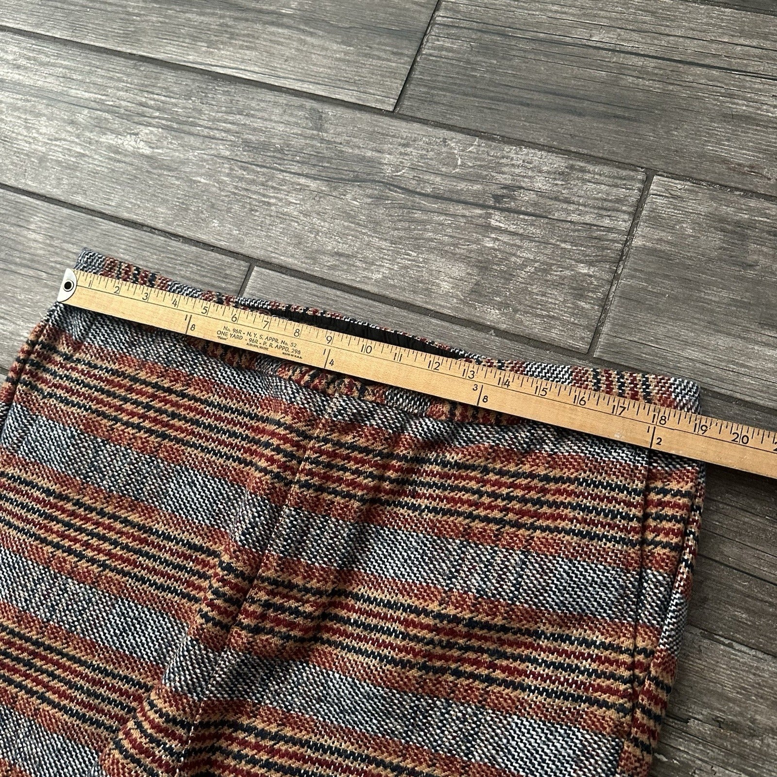 STUSSY LOOSE BRYAN PANT PLAID GREY RED BLACK HEAVYWEIGHT SZ XL BAGGY (J) Yesterday's Fits Clothing Fashion Vintage Streetwear Fashion Item