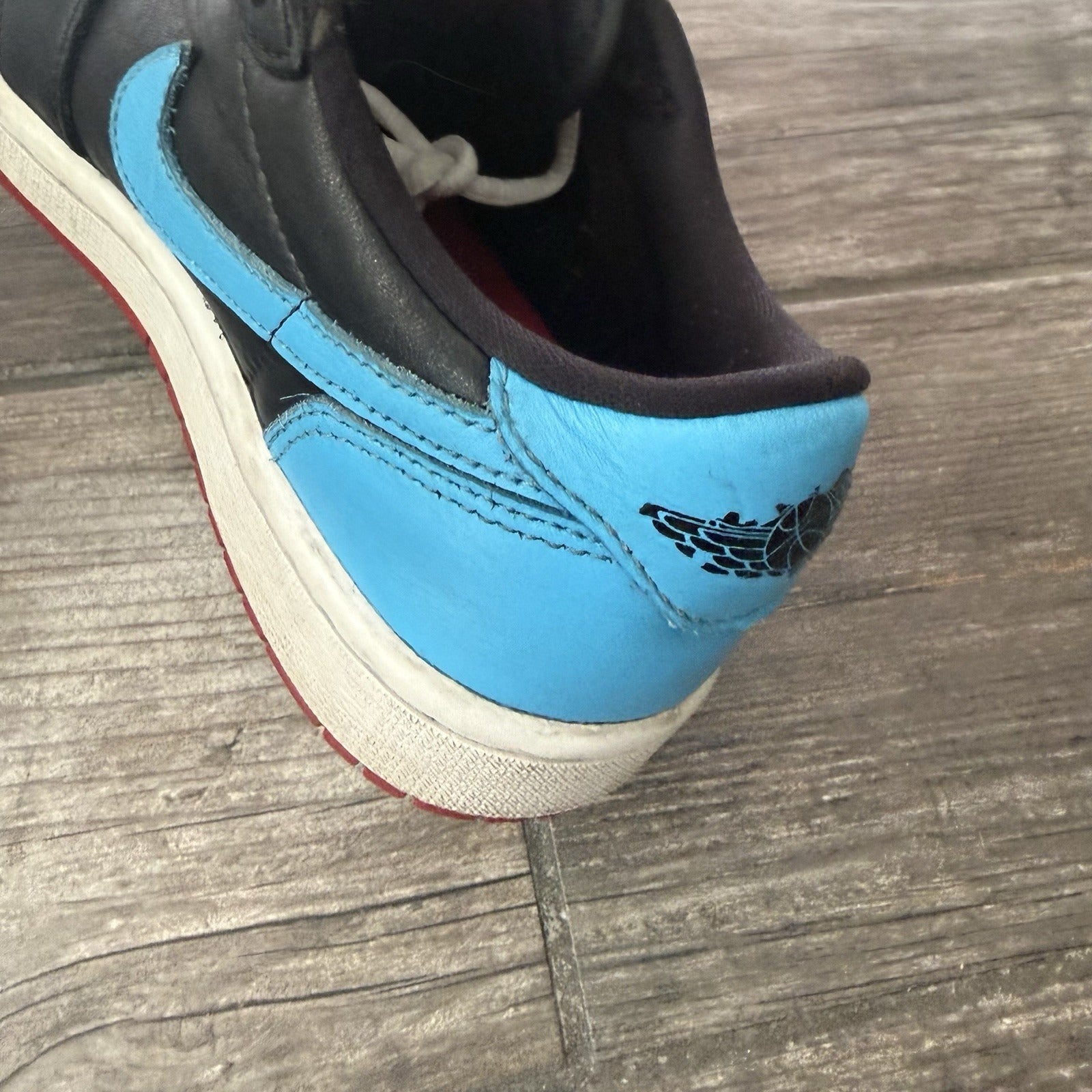 WMNS AIR JORDAN 1 LOW NC TO CHI CZ0775-046 6.5 PREOWNED NO BOX BLUE RED BLACK Yesterday's Fits Clothing Fashion Vintage Streetwear Fashion Item