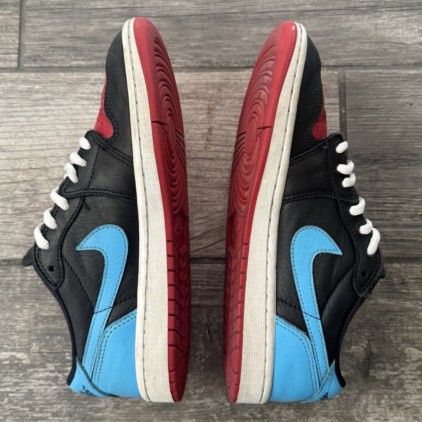 WMNS AIR JORDAN 1 LOW NC TO CHI CZ0775-046 6.5 PREOWNED NO BOX BLUE RED BLACK Yesterday's Fits Clothing Fashion Vintage Streetwear Fashion Item