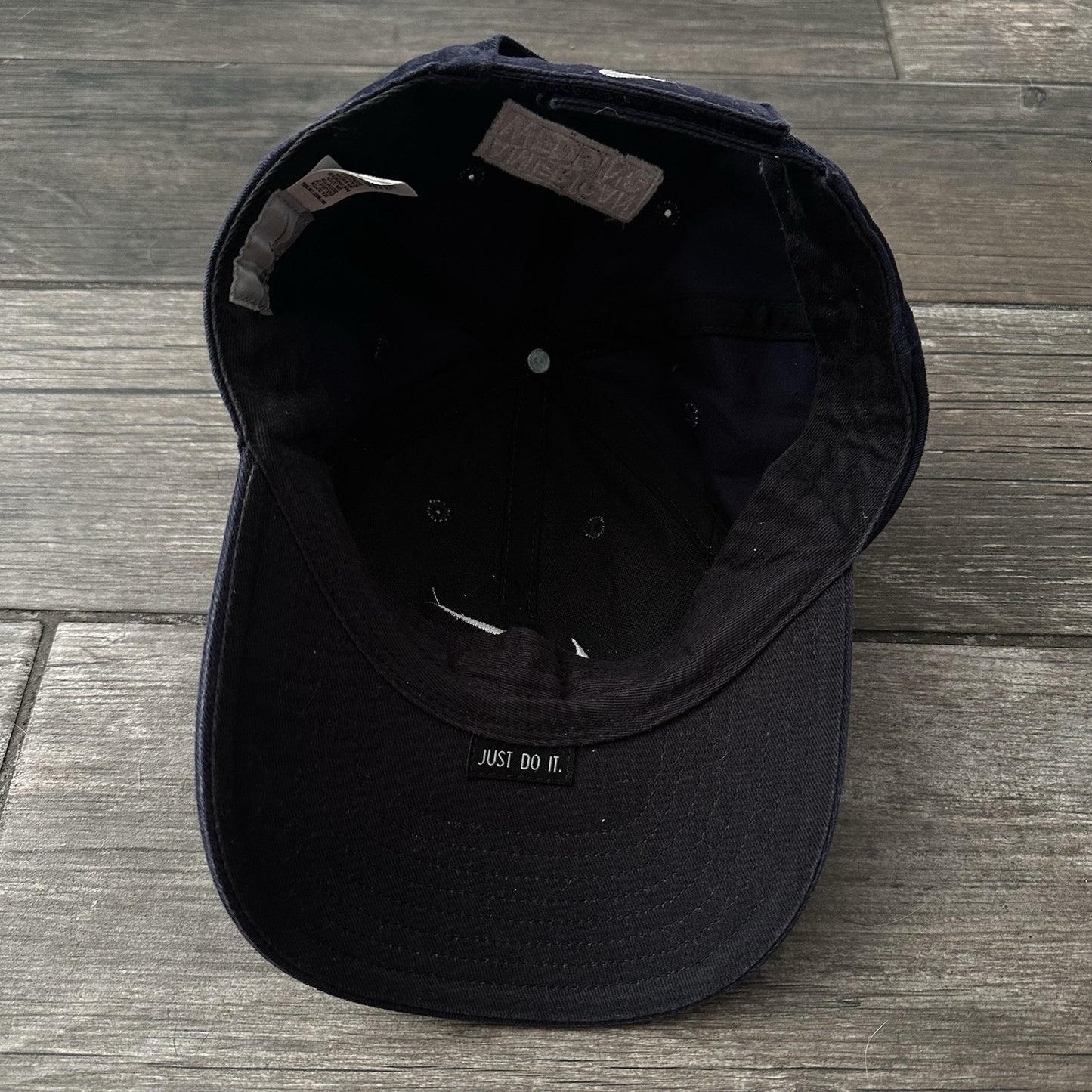 NIKE AMERICAN PIE WEDDING CAST & CREW BLUE WHITE CENTER SWOOSH STRAP HAT Y2K Yesterday's Fits Clothing Fashion Vintage Streetwear Fashion Item