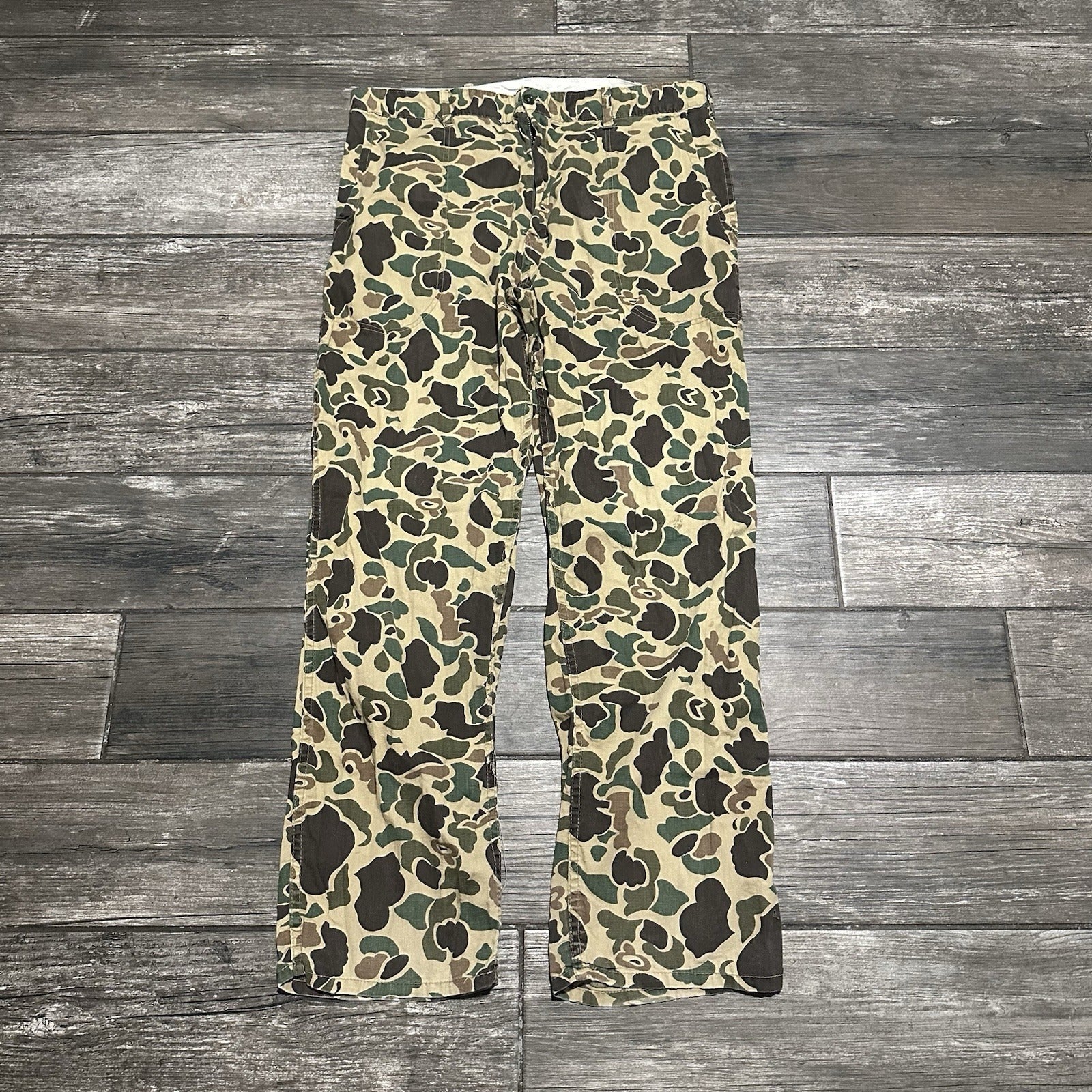 VTG 1970s MILITARY ISSUE GREEN BROWN CAMO PANTS MEASURES 34x30 SZ L DUCK FROG Yesterday's Fits Clothing Fashion Vintage Streetwear Fashion Item