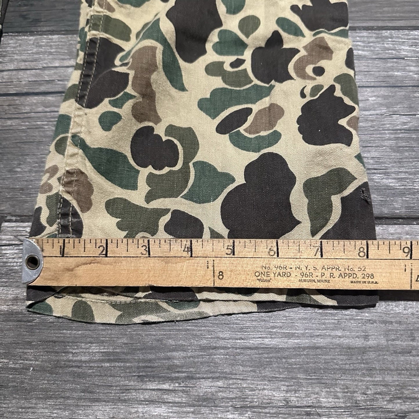 VTG 1970s MILITARY ISSUE GREEN BROWN CAMO PANTS MEASURES 34x30 SZ L DUCK FROG Yesterday's Fits Clothing Fashion Vintage Streetwear Fashion Item
