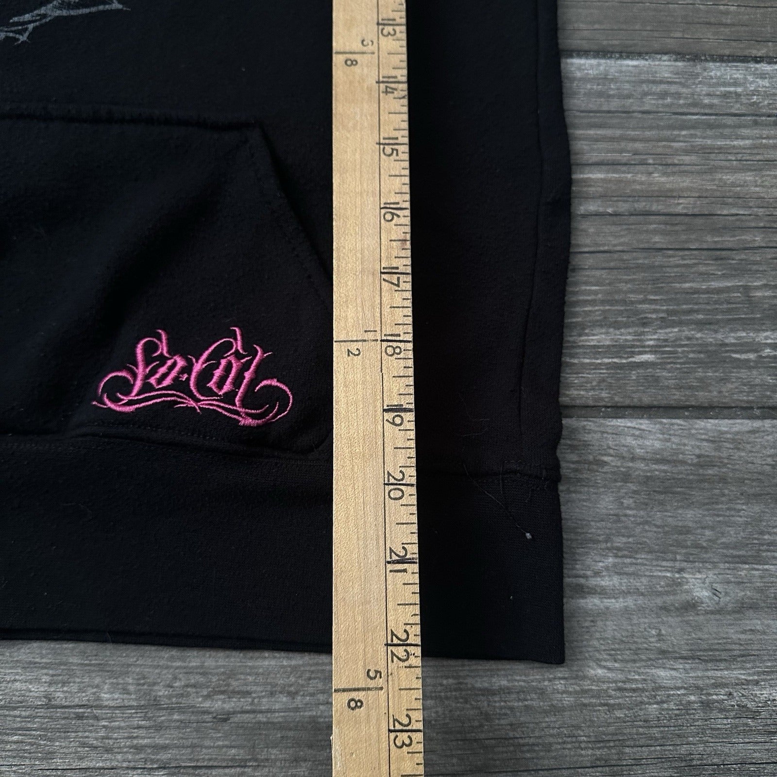 Y2K NO FEAR SO CAL ANGEL WINGS BLACK DEEP CUT RHINESTONE HOODIE SWEATSHIRT SZ M Yesterday's Fits Clothing Fashion Vintage Streetwear Fashion Item