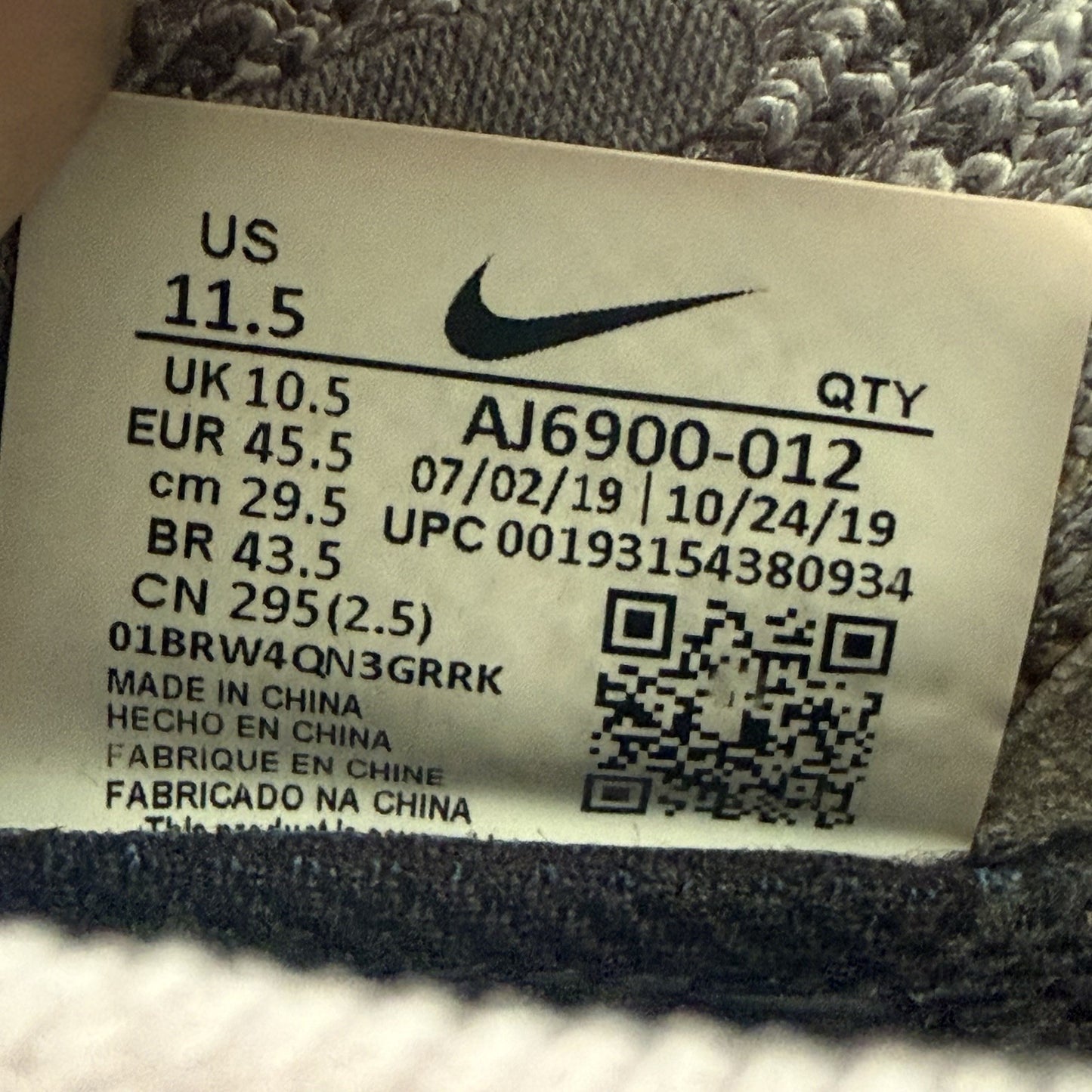 NIKE AIR VAPORMAX 3 PARTICLE GREY SZ 11.5 AJ6900-012 MEN'S SNEAKERS ATHLETIC Yesterday's Fits Clothing Fashion Vintage Streetwear Fashion Item