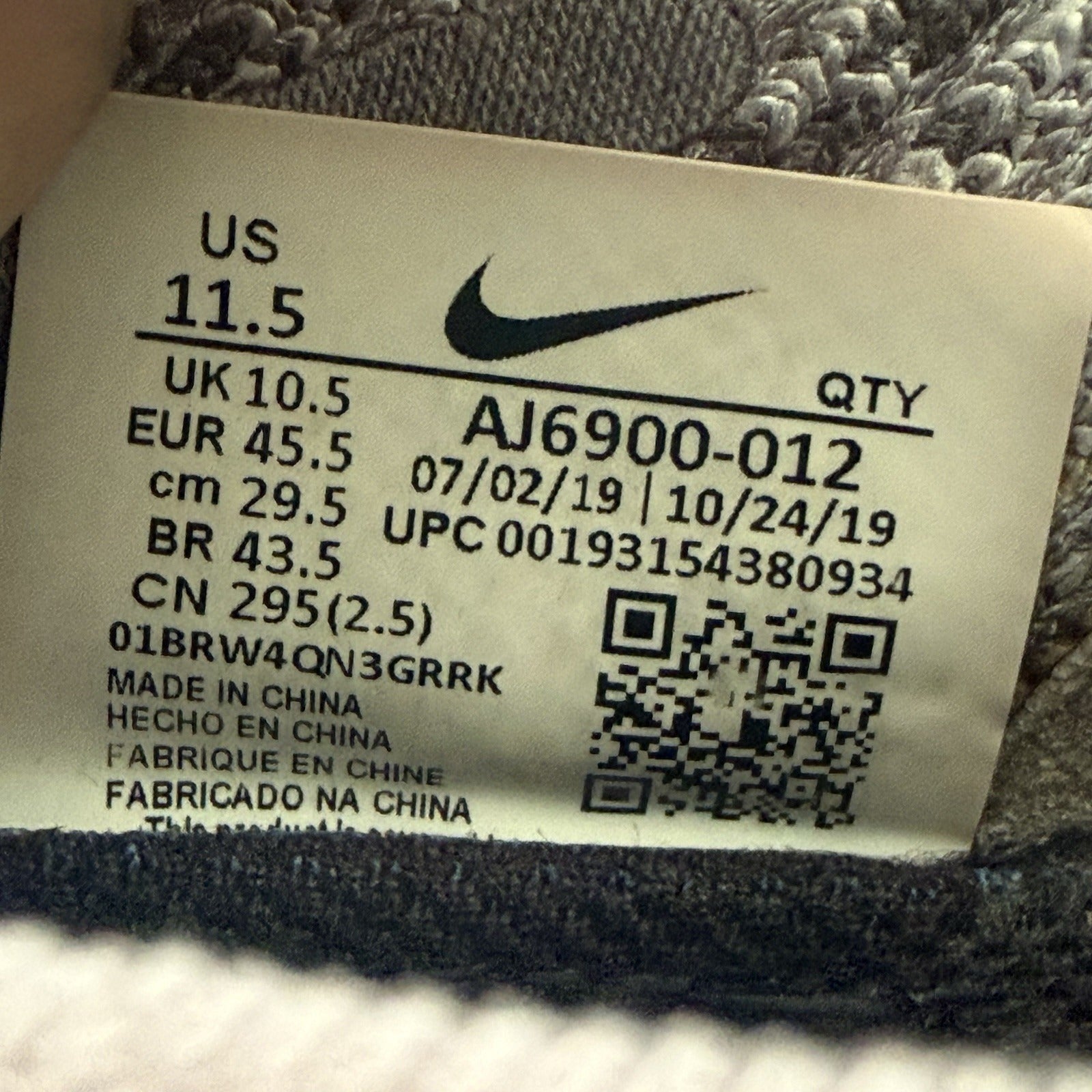 NIKE AIR VAPORMAX 3 PARTICLE GREY SZ 11.5 AJ6900-012 MEN'S SNEAKERS ATHLETIC Yesterday's Fits Clothing Fashion Vintage Streetwear Fashion Item