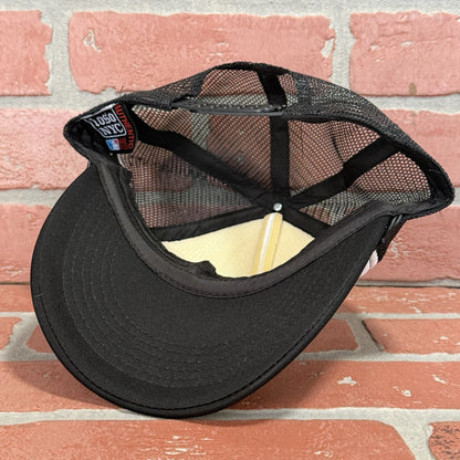 LOSO NYC WHITE BLACK SNAPBACK TRUCKER HAT CAP EMBROIDERED SCORPION Yesterday's Fits Clothing Fashion Vintage Streetwear Fashion Item
