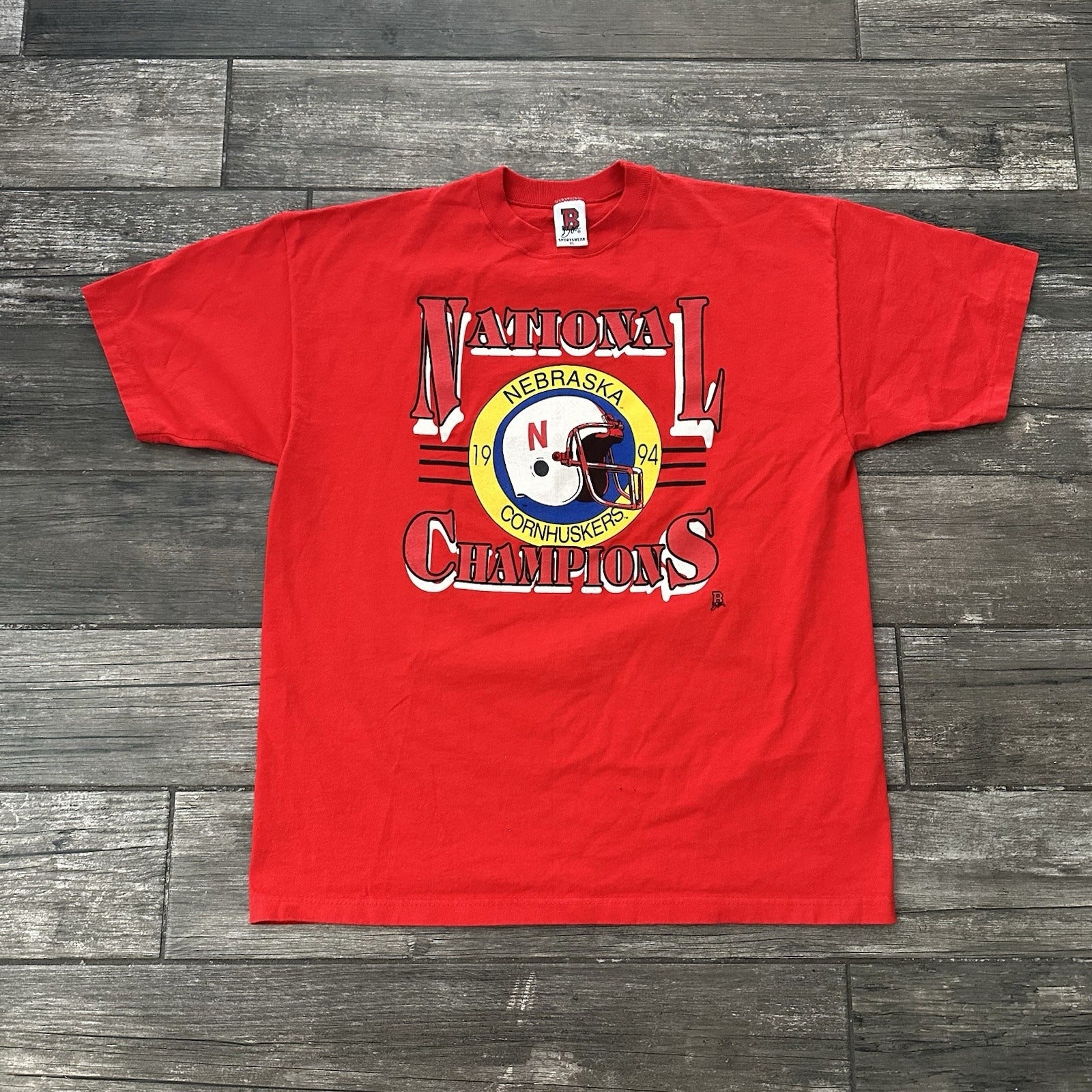 VTG 1994 NEBRASKA CORNHUSKERS NATIONAL CHAMPIONS FOOTBALL T-SHIRT XL Yesterday's Fits Clothing Fashion Vintage Streetwear Fashion Item