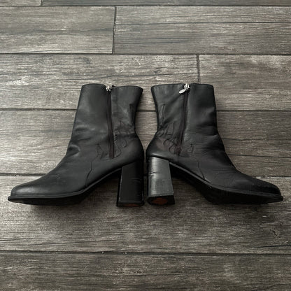 VTG HARLEY-DAVIDSON BLACK LEATHER ANKLE BOOTS FLAME EMBOSSED WMNS SZ 10 NO BOX Yesterday's Fits Clothing Fashion Vintage Streetwear Fashion Item