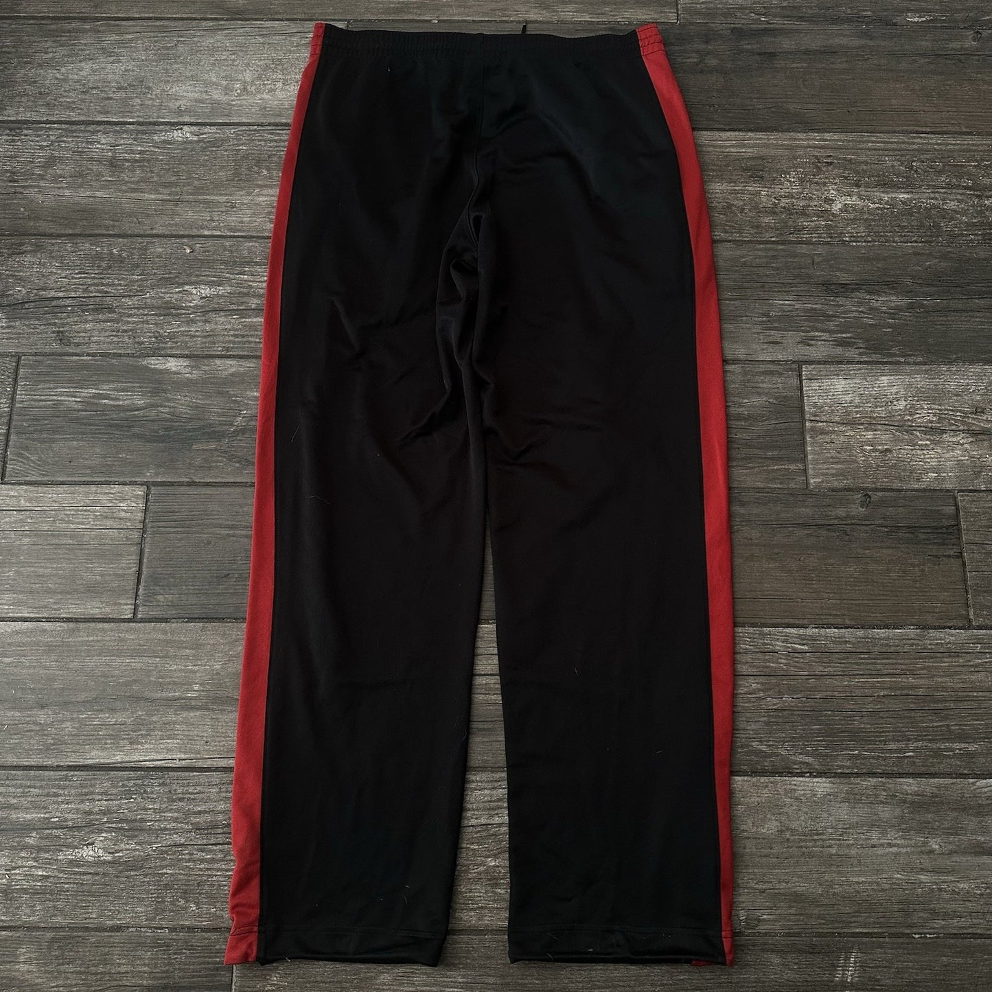 Y2K NIKE UNLV RUNNIN REBELS BASKETBALL TEAM ISSUED WARM UP BLACK RED PANTS SZ L Yesterday's Fits Clothing Fashion Vintage Streetwear Fashion Item