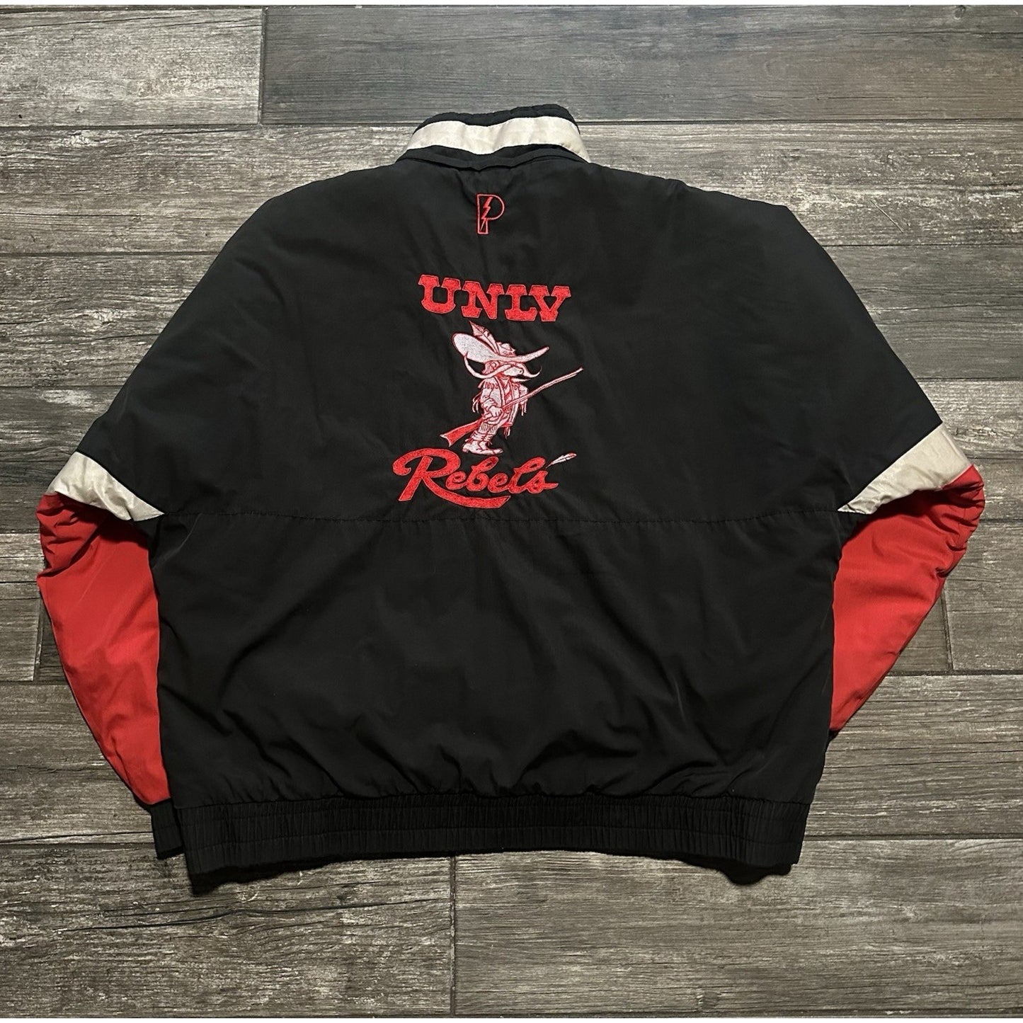 VTG PRO PLAYER UNLV RUNNIN' REBELS REVERSIBLE PUFFER JACKET COAT SZ L RED BLACK Yesterday's Fits Clothing Fashion Vintage Streetwear Fashion Item