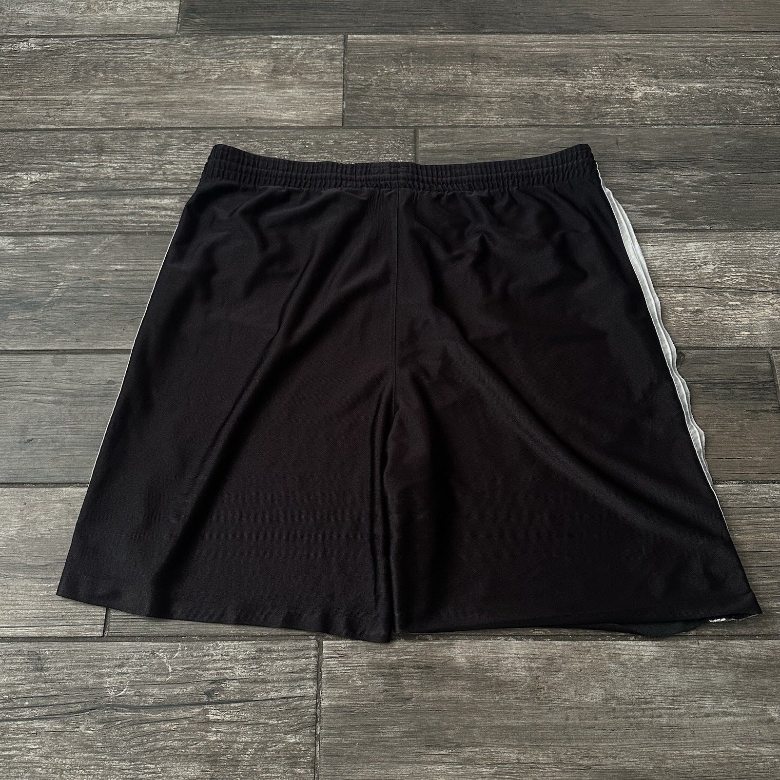 Y2K ADIDAS BAGGY BASKETBALL SHORTS BLACK WHITE ACCENTS SZ XL ATHLETIC Yesterday's Fits Clothing Fashion Vintage Streetwear Fashion Item