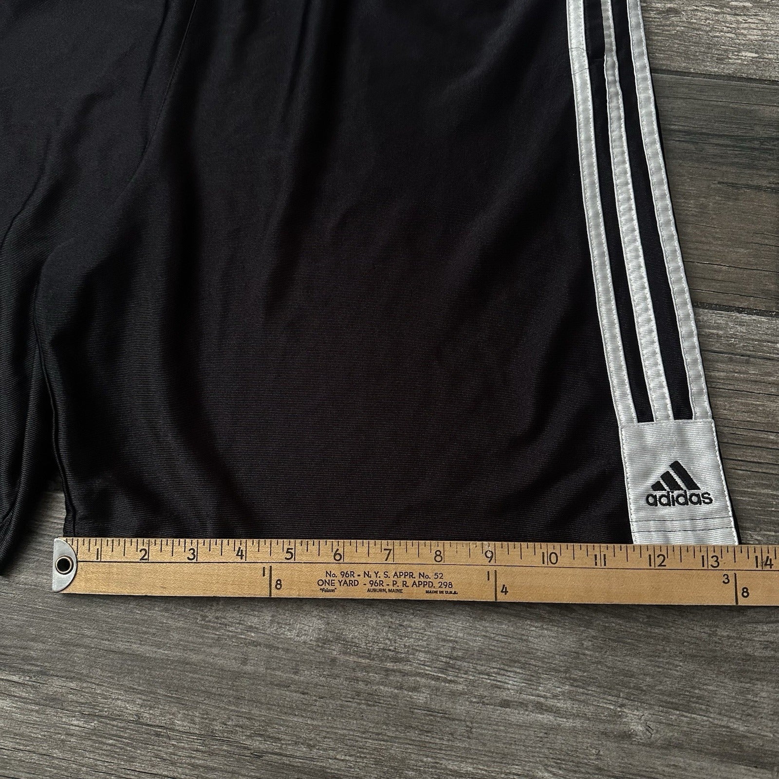 Y2K ADIDAS BAGGY BASKETBALL SHORTS BLACK WHITE ACCENTS SZ XL ATHLETIC Yesterday's Fits Clothing Fashion Vintage Streetwear Fashion Item