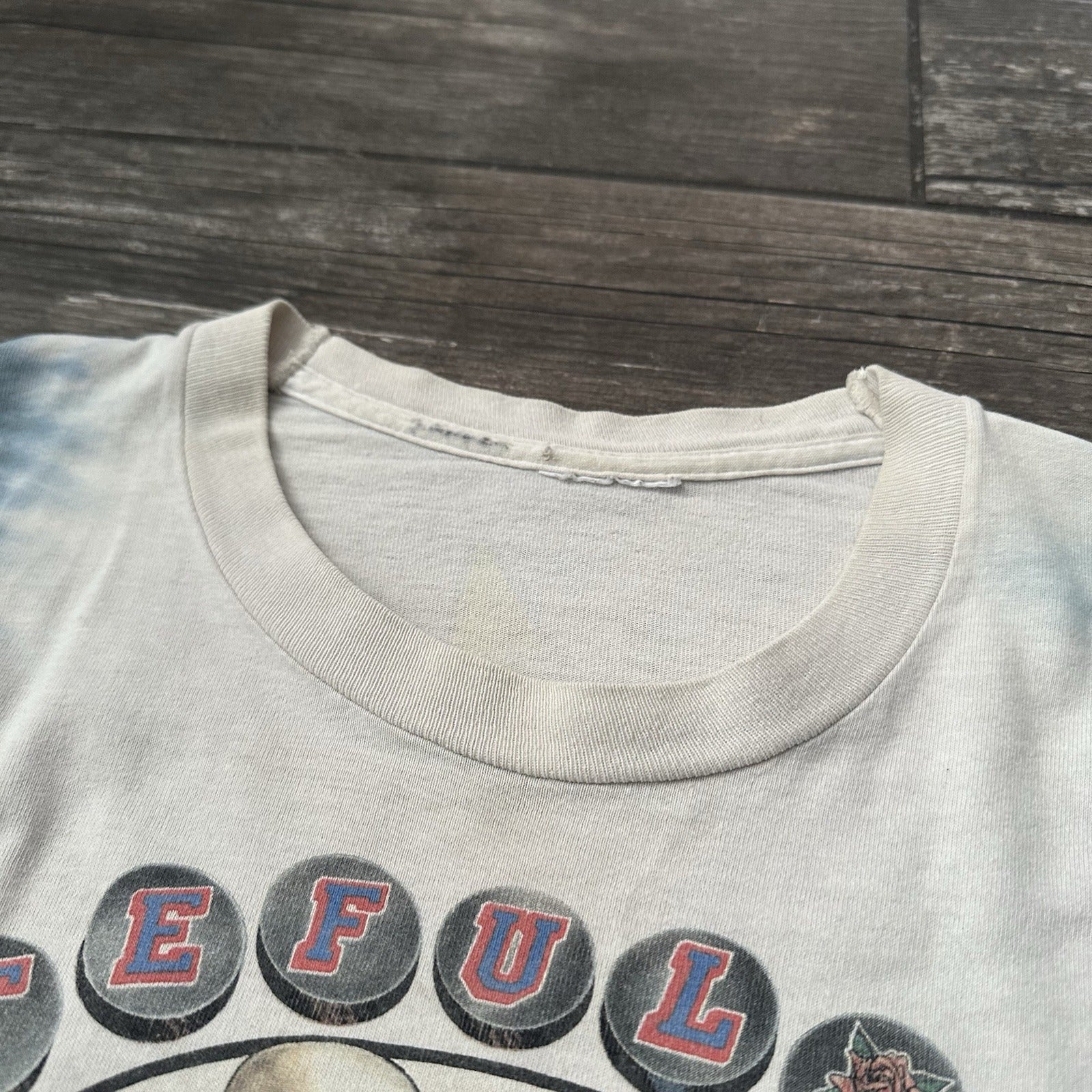VTG GRATEFUL DEAD SKIING SKELETON WGITE BLUE BAND PROMO T-SHIRT TEE FITS SZ L Yesterday's Fits Clothing Fashion Vintage Streetwear Fashion Item