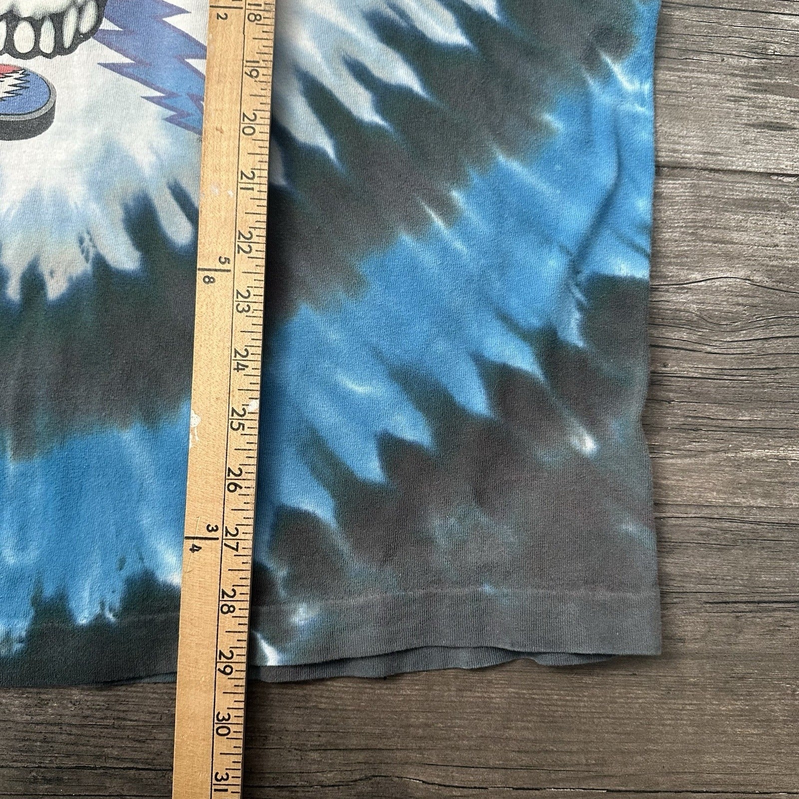 VTG GRATEFUL DEAD SKIING SKELETON WGITE BLUE BAND PROMO T-SHIRT TEE FITS SZ L Yesterday's Fits Clothing Fashion Vintage Streetwear Fashion Item