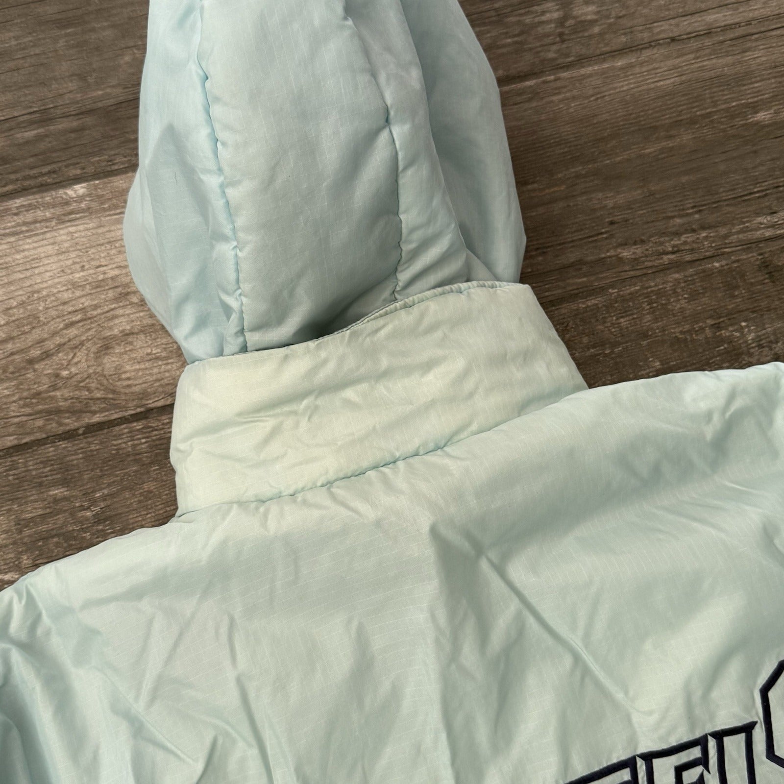 VTG PRO PLAYER UNC NORTH CAROLINA REVERSIBLE PUFFER COAT JACKET SZ L BLUE Yesterday's Fits Clothing Fashion Vintage Streetwear Fashion Item