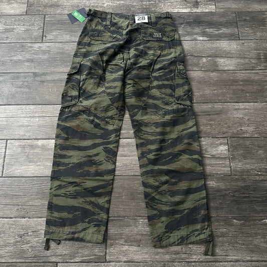 NWT PALACE X GAP 90S LOOSE CARGO CAMO GREEN PANTS UTILITY MILITARY SZ 28x30 Yesterday's Fits Clothing Fashion Vintage Streetwear Fashion Item