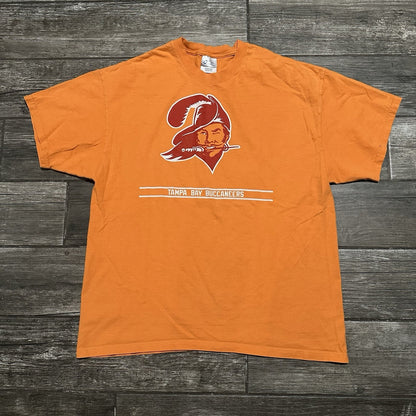 Y2K TAMPA BAY BUCCANEERS CREAMSICLE ORANGE FOOTBALL NFL T-SHIRT SZ XL Yesterday's Fits Clothing Fashion Vintage Streetwear Fashion Item
