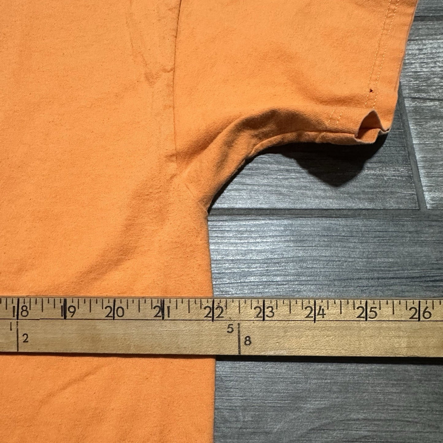 Y2K TAMPA BAY BUCCANEERS CREAMSICLE ORANGE FOOTBALL NFL T-SHIRT SZ XL Yesterday's Fits Clothing Fashion Vintage Streetwear Fashion Item