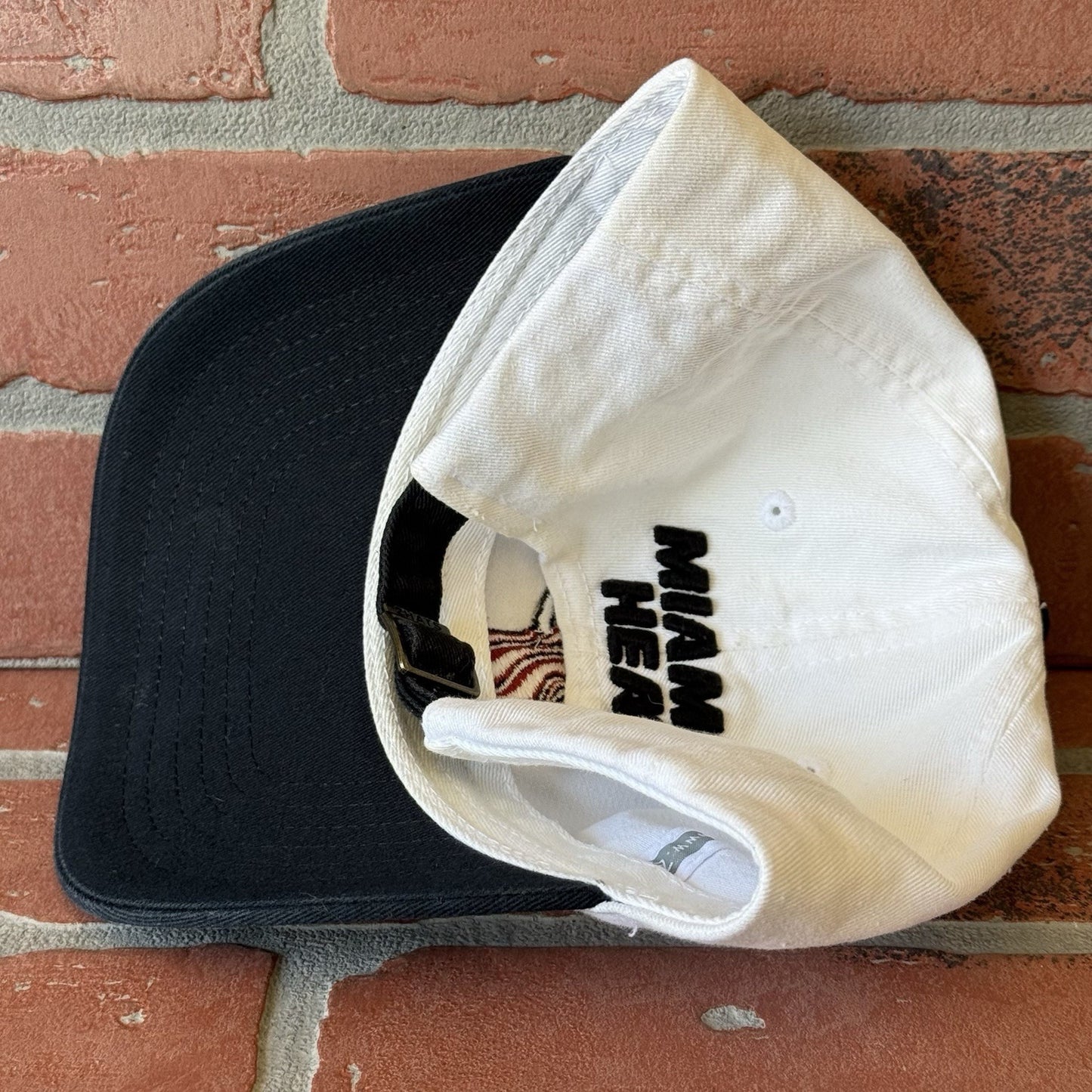 ZEPHYR MIAMI HEAT BASKETBALL STRAPBACK HAT BLACK WHITE NBA LOGO Zephyr Clothing Fashion Vintage Streetwear Fashion Item