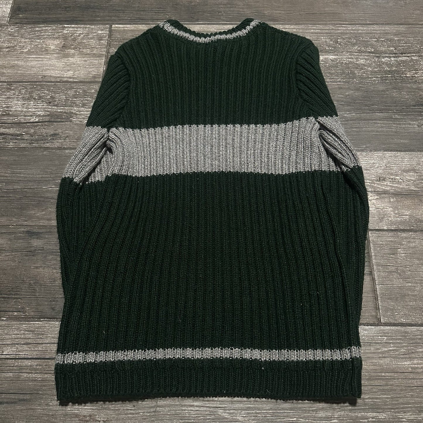 HARRY POTTER SLYTHERIN GREEN GREY HEAVY CABLE KNIT SWEATER SZ S WIAZRDS Yesterday's Fits Clothing Fashion Vintage Streetwear Fashion Item