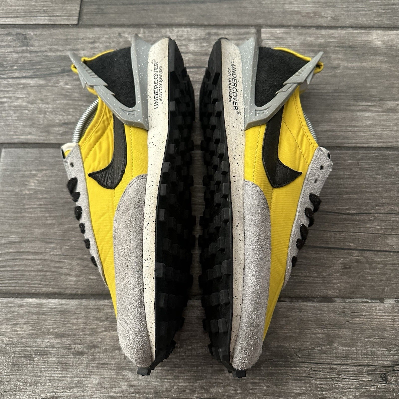 NIKE DAYBREAK UNDERCOVER BV4594-700 SZ 10 BRIGHT CITRON YELLOW BLACK SNEAKERS Yesterday's Fits Clothing Fashion Vintage Streetwear Fashion Item