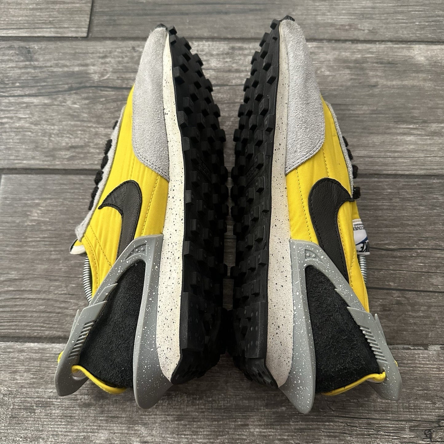 NIKE DAYBREAK UNDERCOVER BV4594-700 SZ 10 BRIGHT CITRON YELLOW BLACK SNEAKERS Yesterday's Fits Clothing Fashion Vintage Streetwear Fashion Item