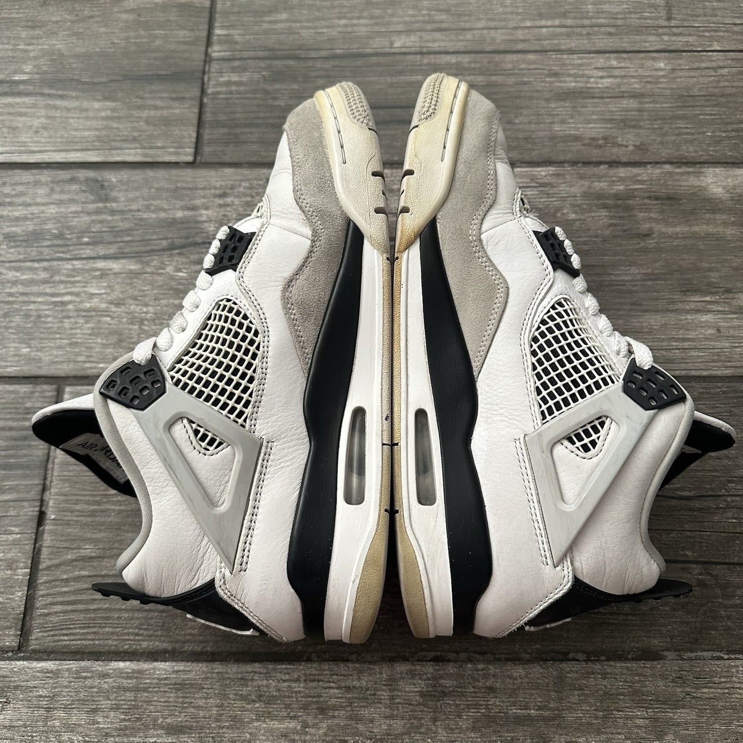 AIR JORDAN 4 MILITARY BLACK WHITE CREAM DH6927 111 NO BOX 9 SNEAKERS SHOES S1 Yesterday's Fits Clothing Fashion Vintage Streetwear Fashion Item