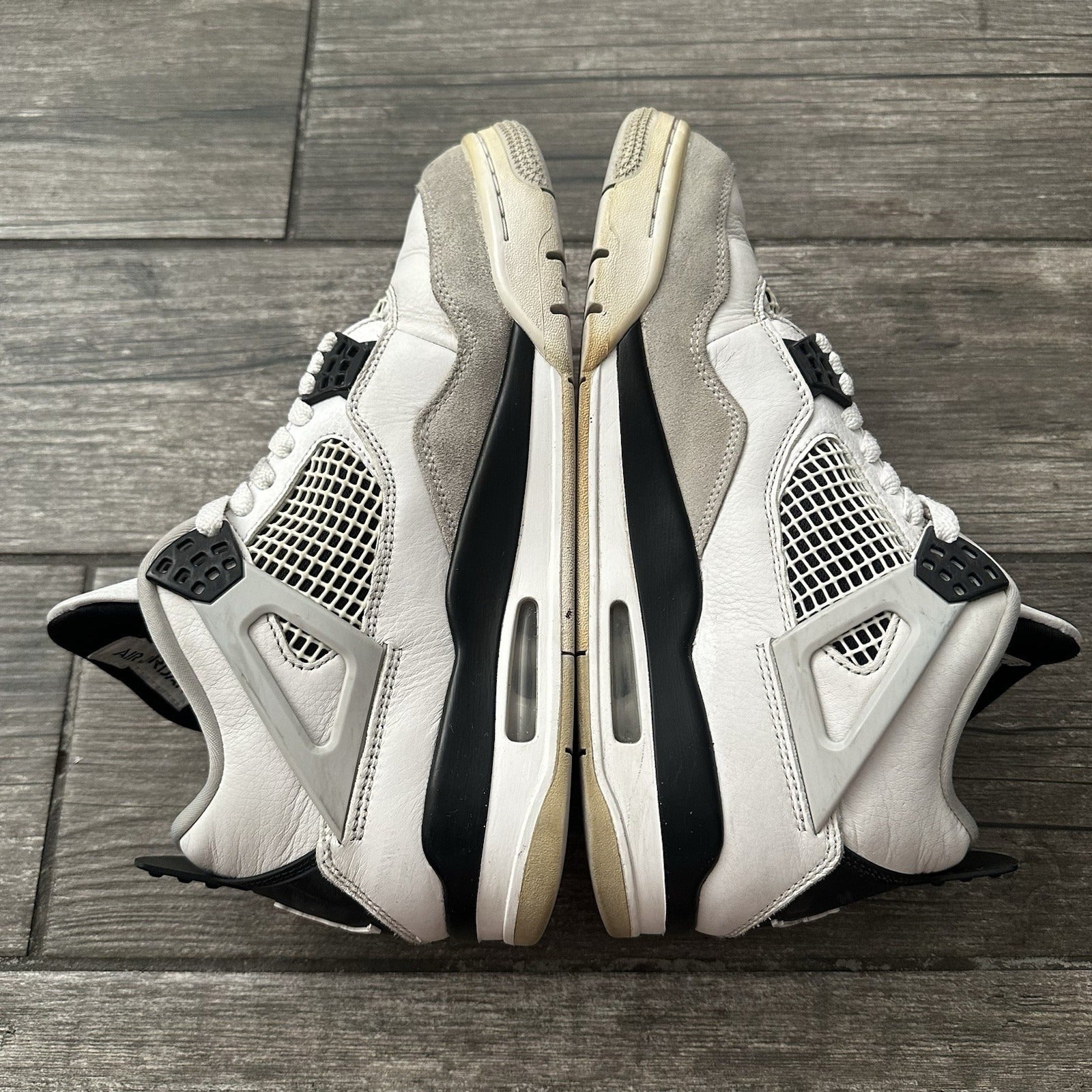 AIR JORDAN 4 MILITARY BLACK WHITE CREAM DH6927 111 NO BOX 9 SNEAKERS SHOES S1 Yesterday's Fits Clothing Fashion Vintage Streetwear Fashion Item