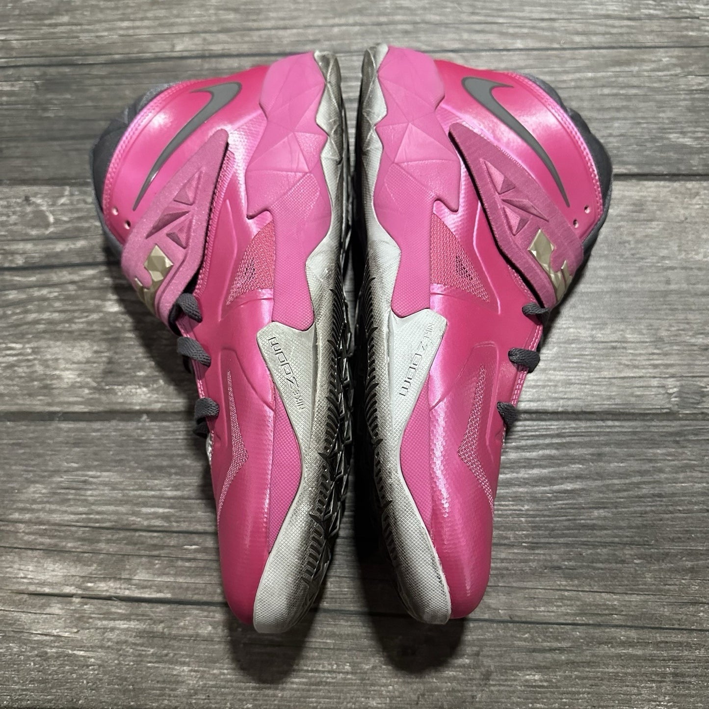 NIKE LEBRON ZOOM SOLDIER VII THINK PINK SZ 11 BASKETBALL SNEAKERS SHOES Yesterday's Fits Clothing Fashion Vintage Streetwear Fashion Item