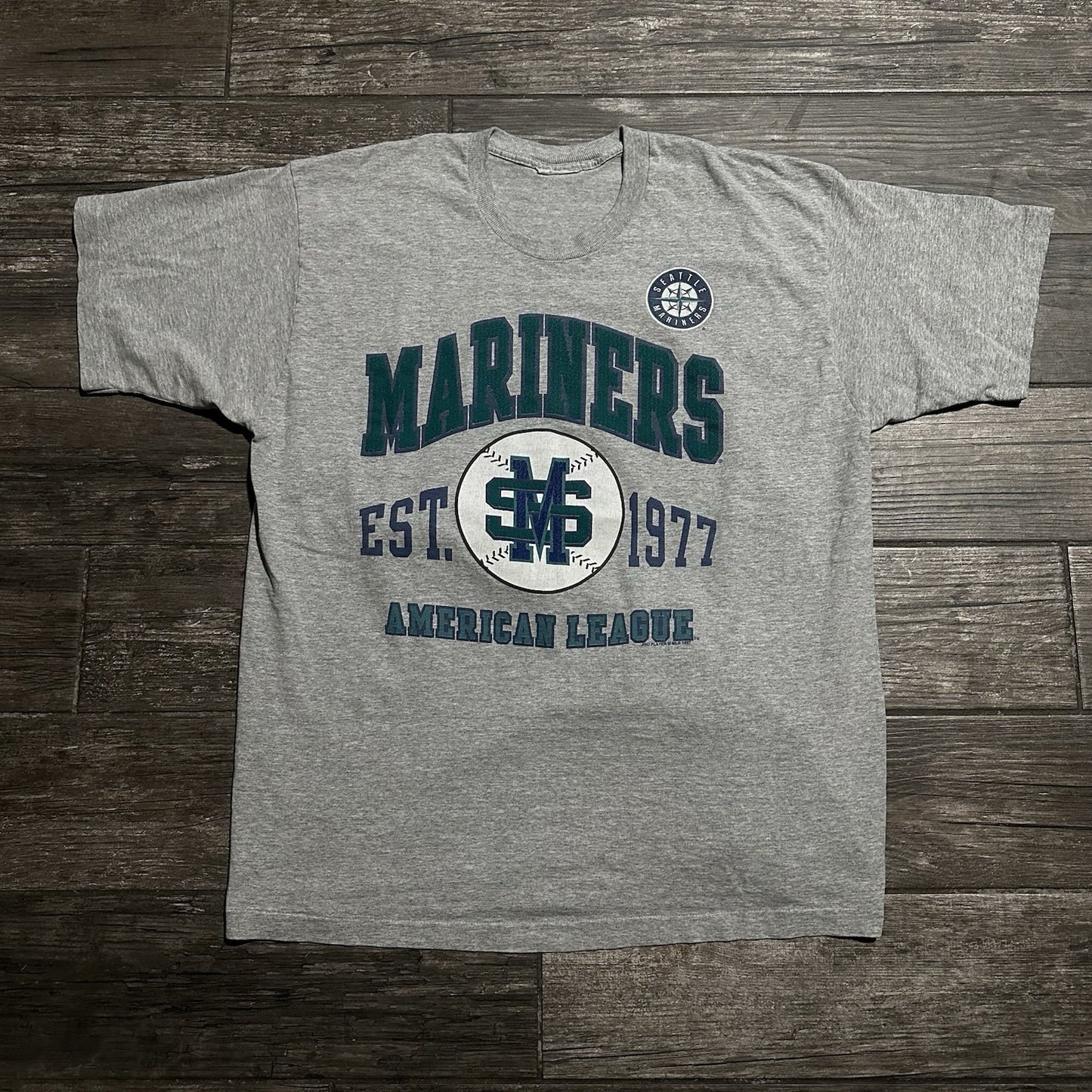 VTG 90s SEATTLE MARINERS GREY BASEBALL MLB SHIRT SZ XL LOGO Yesterday's Fits Clothing Fashion Vintage Streetwear Fashion Item
