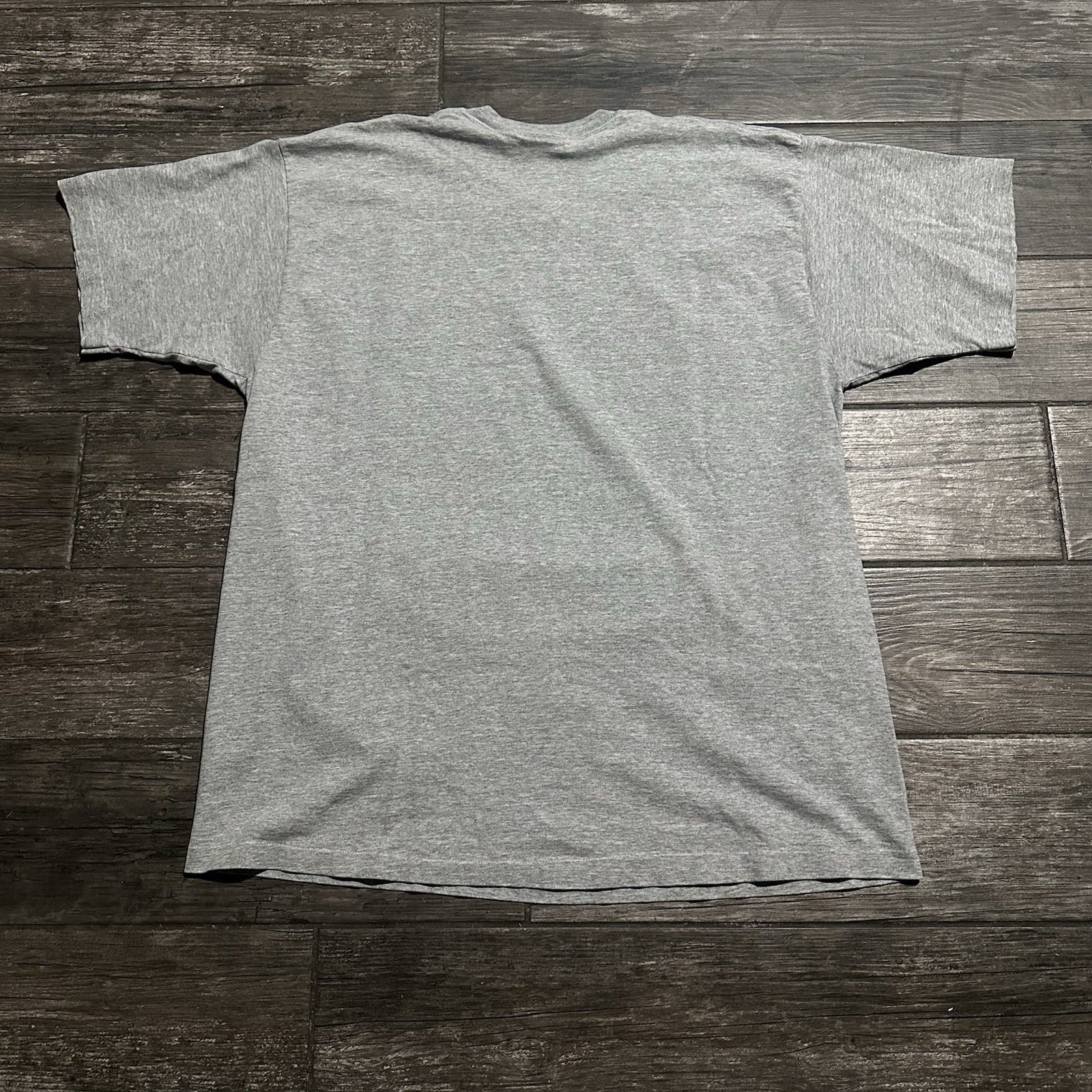 VTG 90s SEATTLE MARINERS GREY BASEBALL MLB SHIRT SZ XL LOGO Yesterday's Fits Clothing Fashion Vintage Streetwear Fashion Item