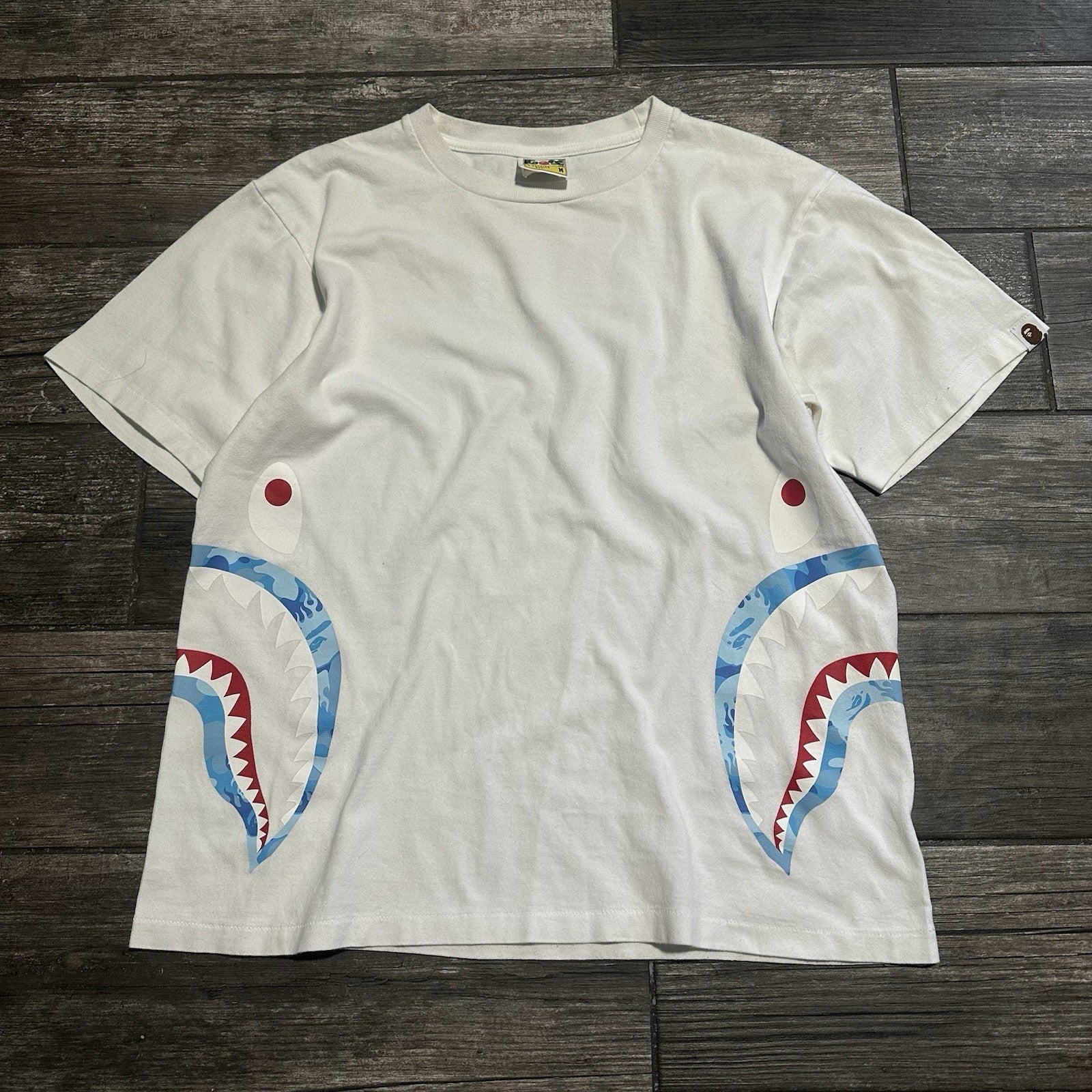 BAPE A BATHING APE DUAL SHARK FACE WHITE BLUE ACCENTS T-SHIRT TEE SZ M Yesterday's Fits Clothing Fashion Vintage Streetwear Fashion Item