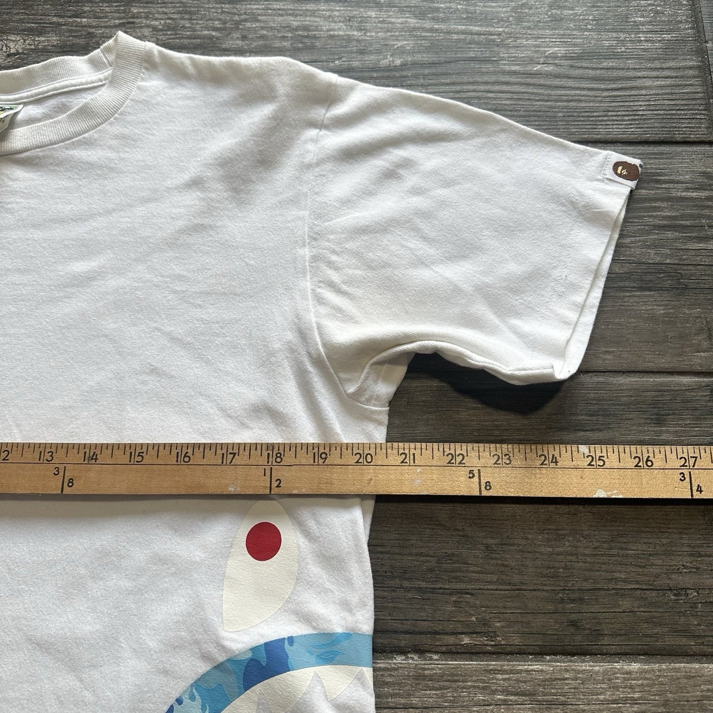 BAPE A BATHING APE DUAL SHARK FACE WHITE BLUE ACCENTS T-SHIRT TEE SZ M Yesterday's Fits Clothing Fashion Vintage Streetwear Fashion Item